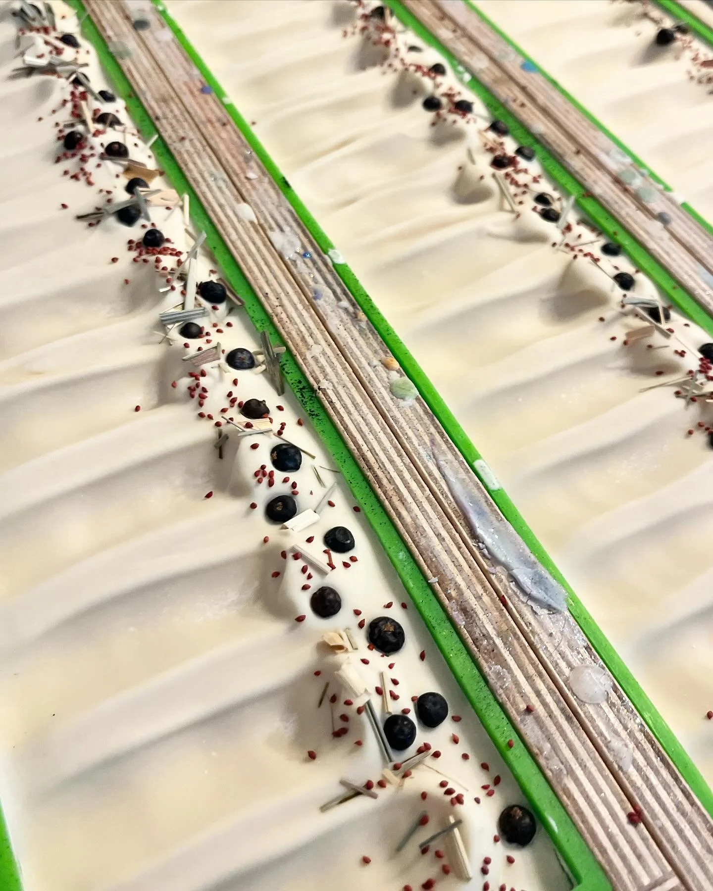 W I N T E R B E R R Y ❄️

Holiday soaps are almost complete! This soap is one of our favorites and we usually carry it through the entire winter season. Made with goat milk. ✨ 

#holday #winter #wintersoap #holidaysoap #brambleon #soapmaker #soap #so