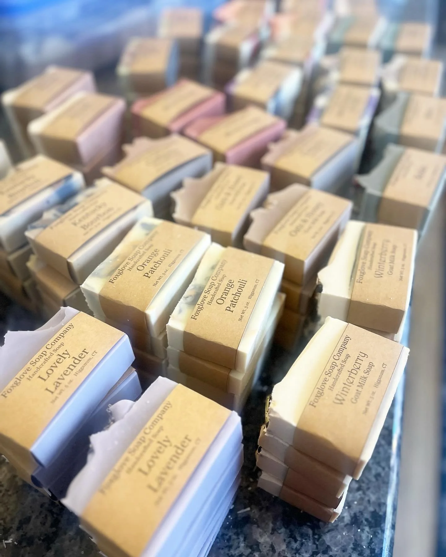Annnd that&rsquo;s a wrap! 🤣 This beautiful order is heading out to Backus Hospital Gift Shop in Norwich! You can also find our lotions and whipped sugar soaps there too! 😉

#soaps #wholesalesoap #backushospital #soaprestock #handmade #handmadesoap