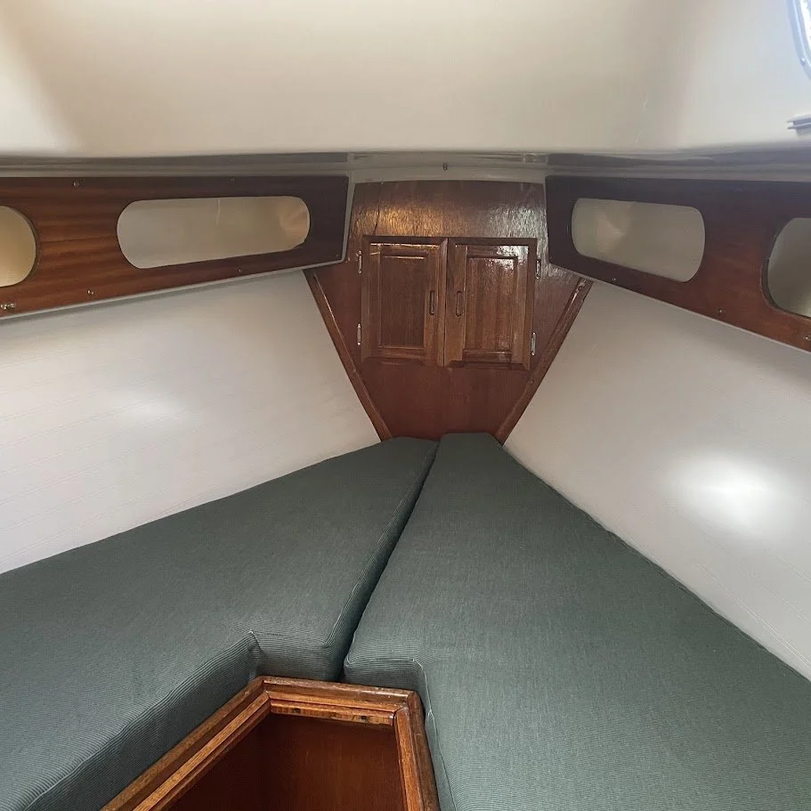 trott 26 v berth.jpg