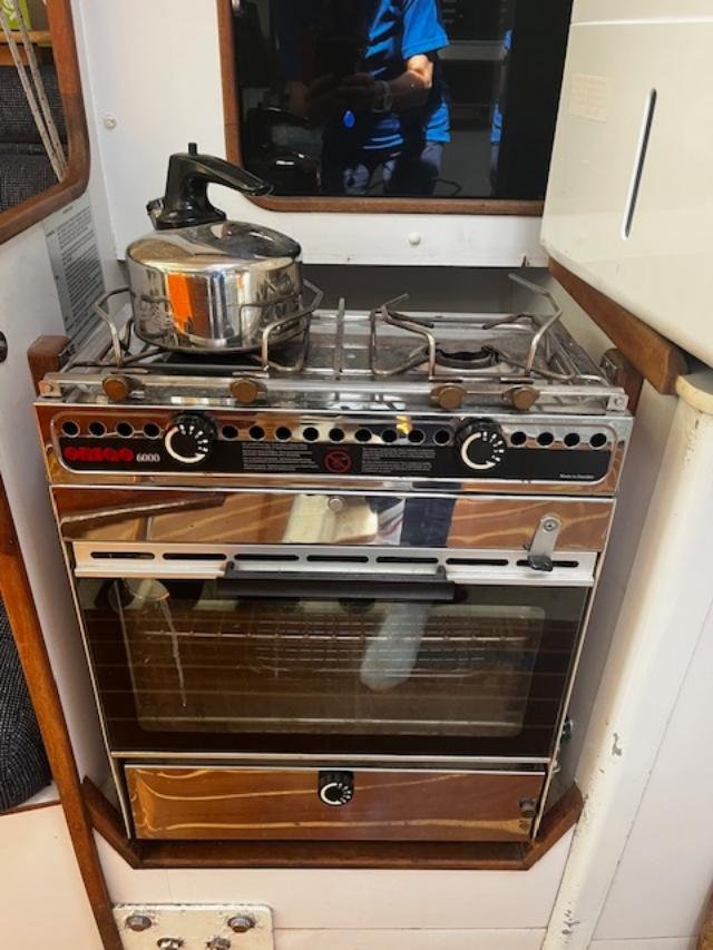 bl 7 stove.jpeg