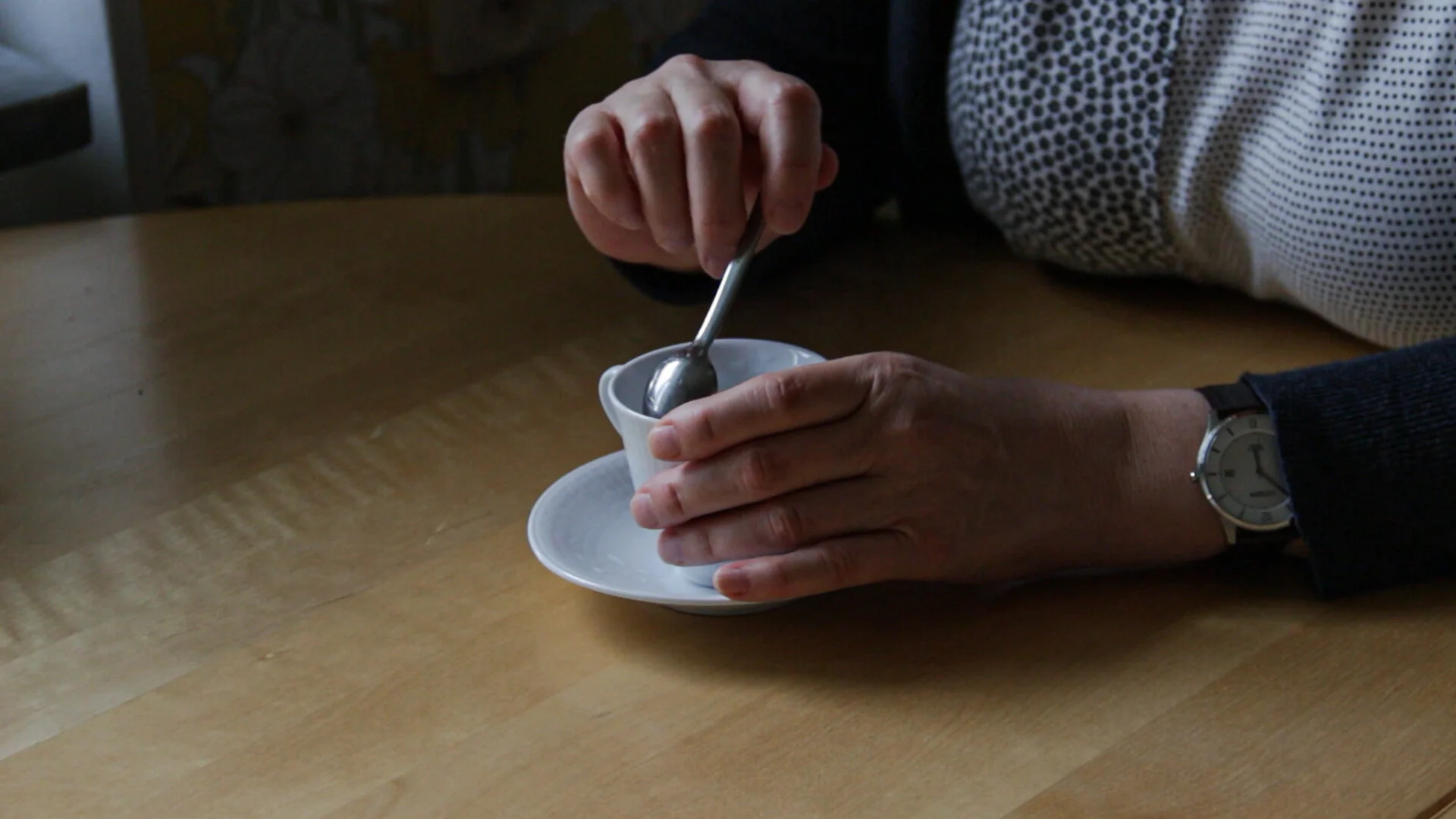 Forced support reduces the autonomy of the elderly