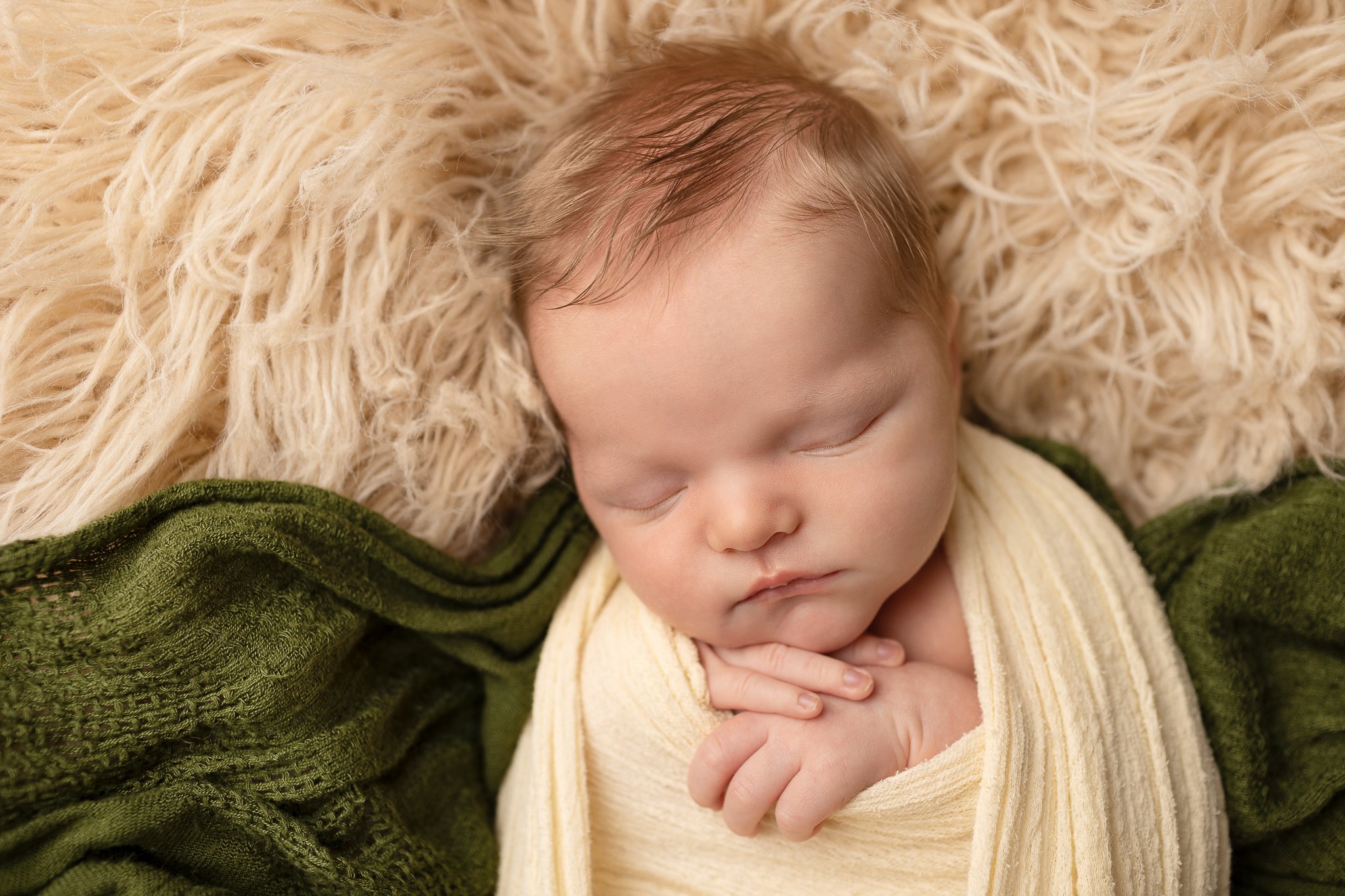 SanDiego-luxury-Newborn-Studio-Photographer-10.jpg