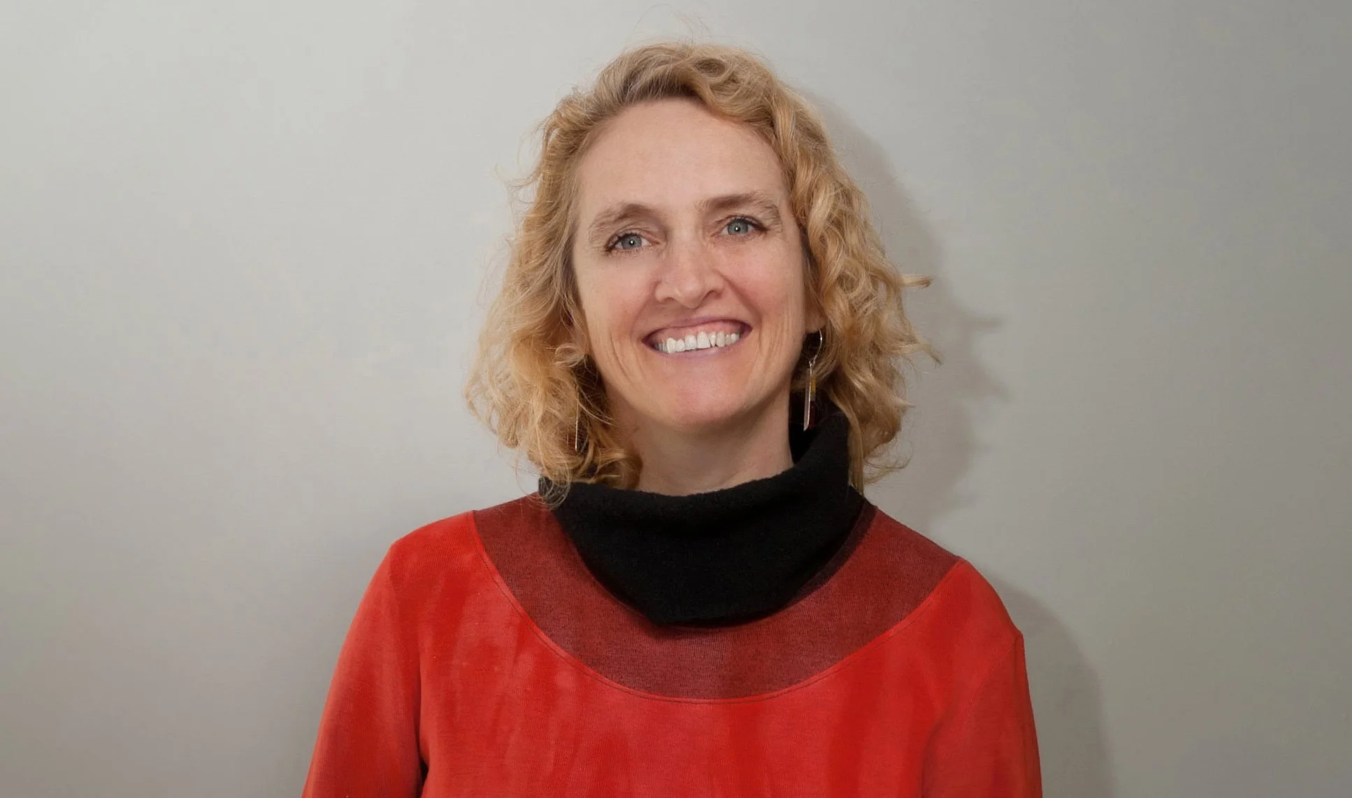Carol Marsh, Co-founder &amp; Partner of Helios Design Group, Announces Retirement