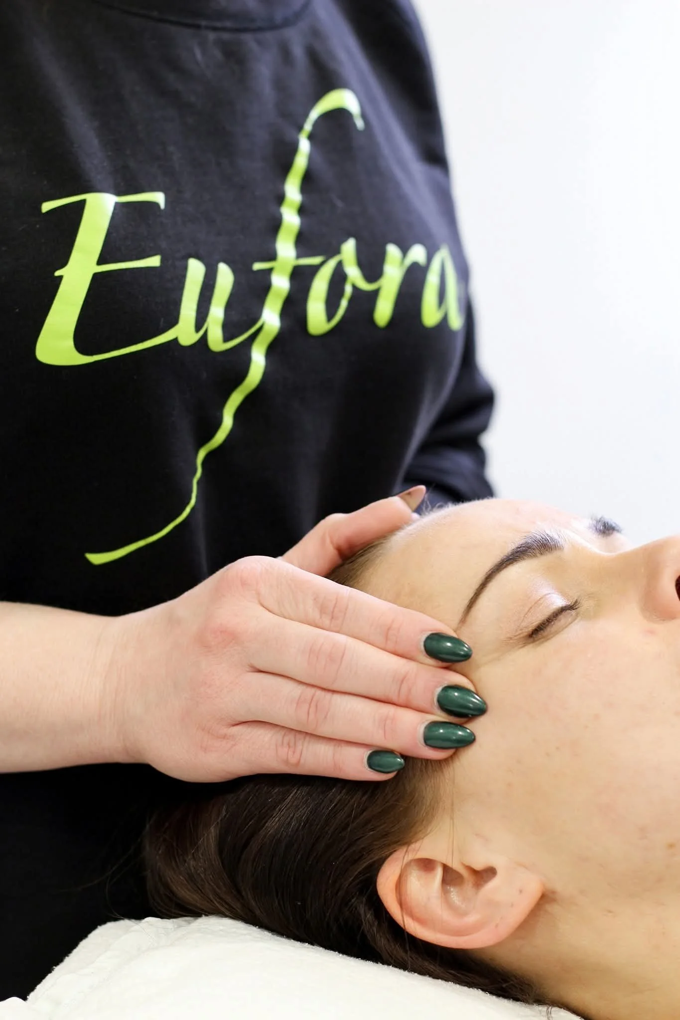 Kasvohoito – enemmän kuin hoito kasvoille