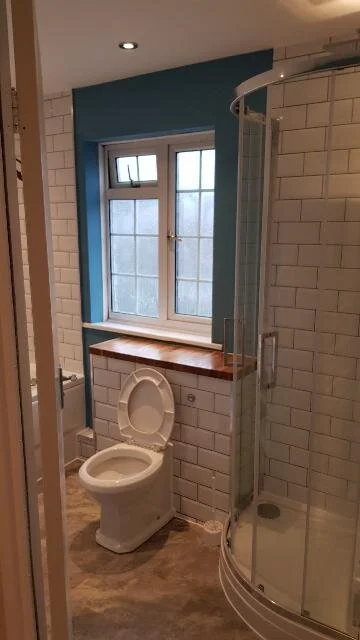 bathroom 2.jpg