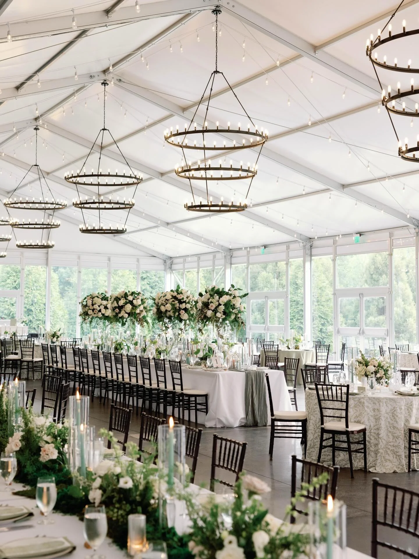 an organic and textural reception for p+a 🍃
.
.
.
venue: @dover_hall 
photography: @daniellejnorton.photo 
florals: @amorganfloral