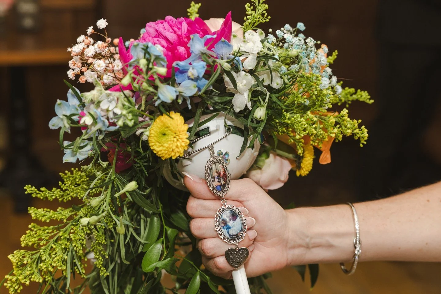 Kelsey carried more than flowers up the aisle; she carried the love and memories of those who couldn&rsquo;t be there, woven gently into her bouquet. A beautiful reminder that even when they&rsquo;re not beside us, they&rsquo;re always with us.

#Fed