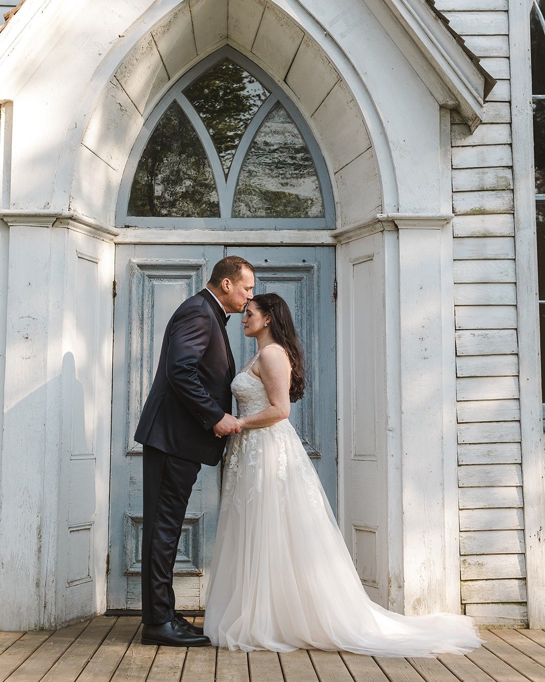 Exciting news for @cranberrycreekgardens couples! Get 10% off Fedora Media&rsquo;s regularly priced packages. Perfect for preserving your special day&mdash;reserve your spot today!

#ExclusiveDeal #WeddingPhotography #CaptureTheMoment #CranberryCreek