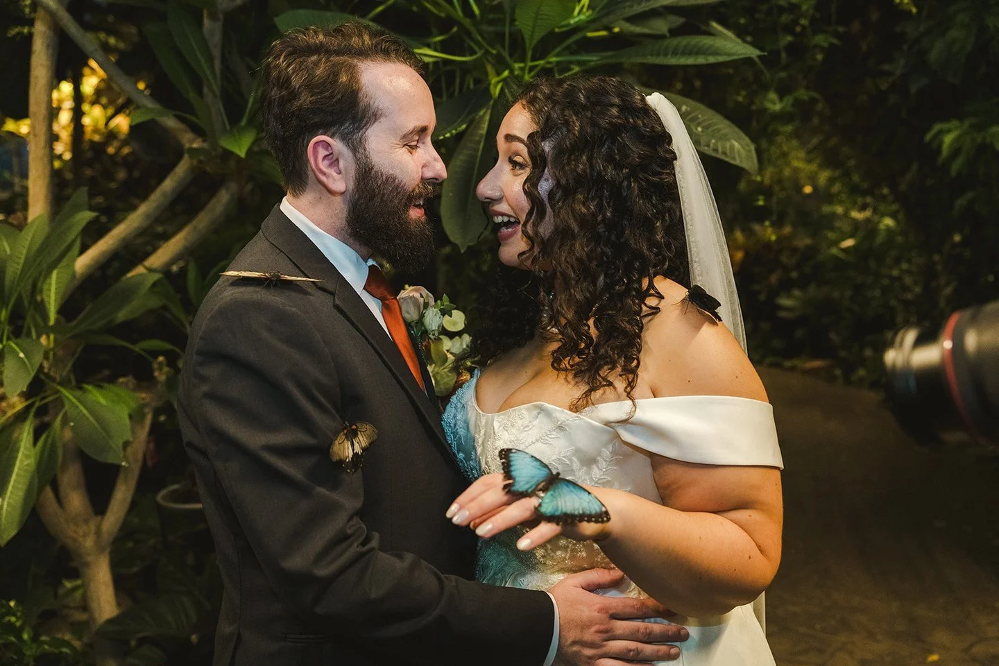Congratulations to Blake for winning Wedding Photo of the Month! This candid moment radiates love and happiness, perfectly capturing the essence of the day. Your talent truly shines through this beautiful shot!

#WeddingPhoto #PhotoOfTheMonth #Candid