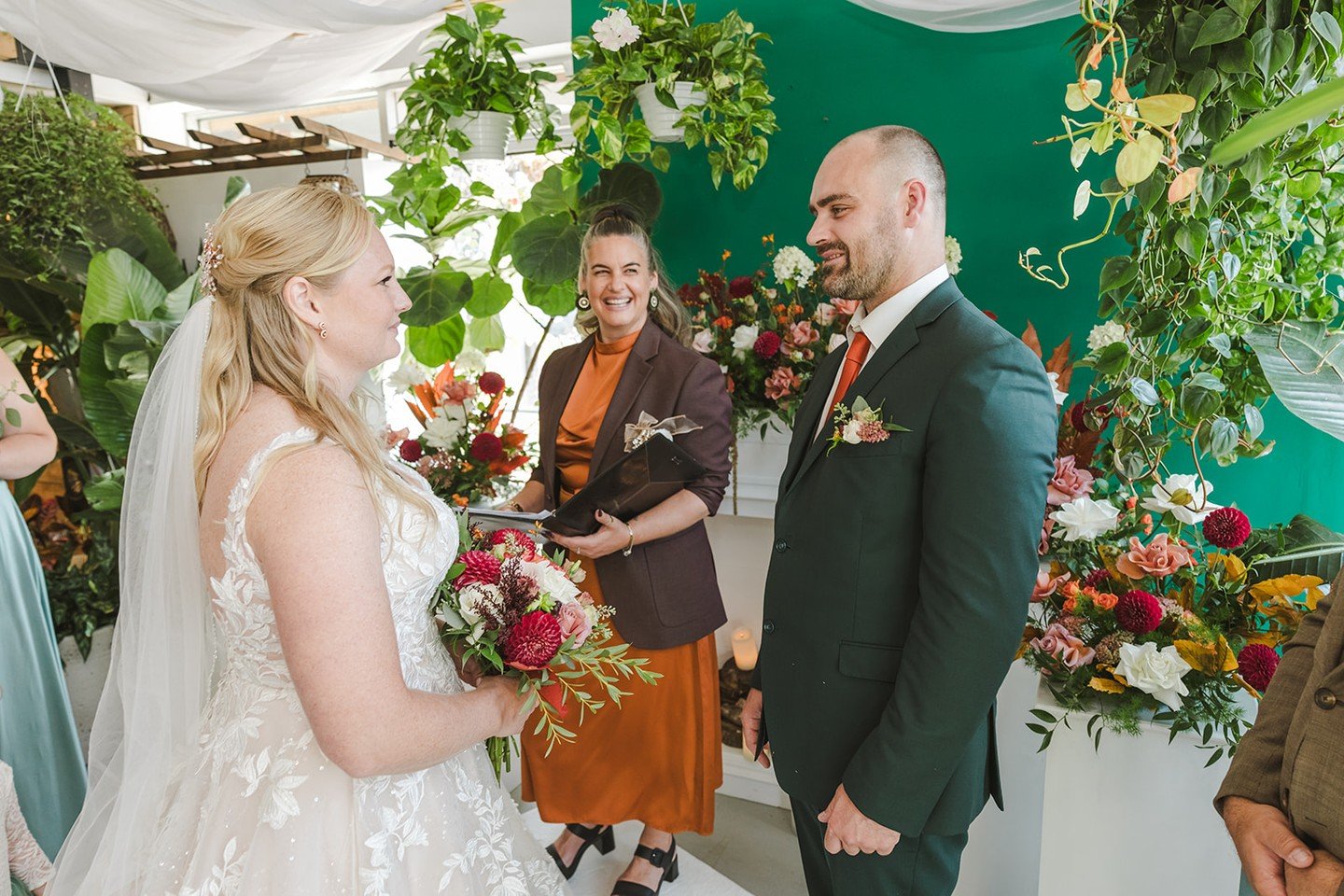 @ambershurrweddings is sweet and kind and loving and accepting...need we say more?! She's more than a wedding officiant; she's invested in your story and offers 10% off full ceremony packages! We love working with Amber, and so will you!

#weddingoff