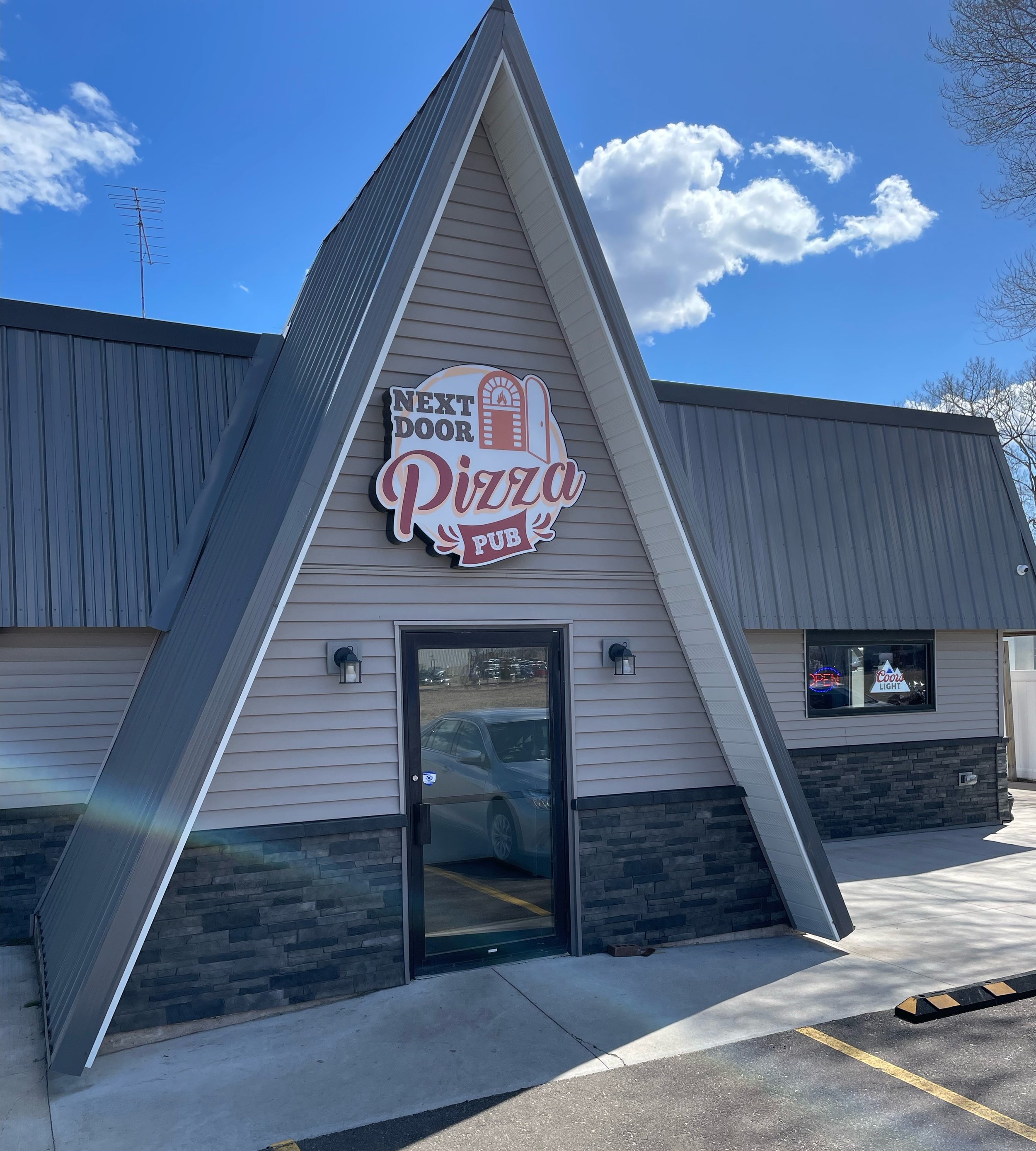 Next Door Pizza Pub About — Our Favorite Bar