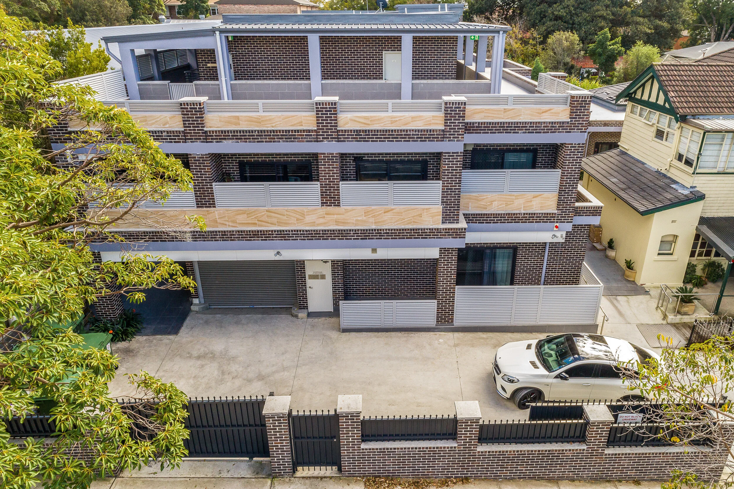 STRATHFIELD STUDIOPLEX