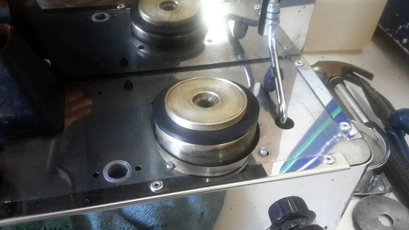 Time to add the new group gasket and make sure it's properly seated in the groove.