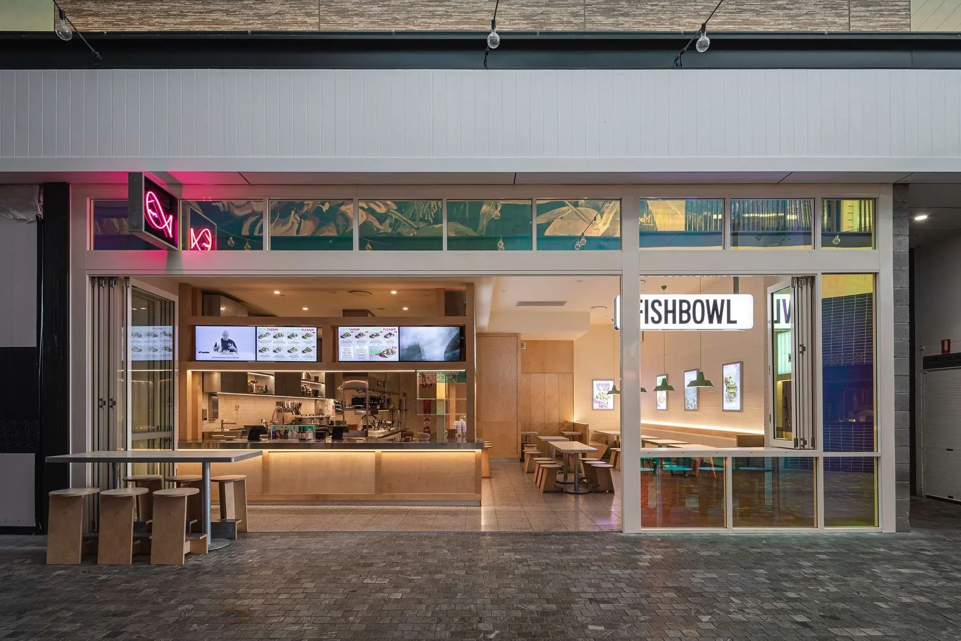 Fishbowl, Chermside