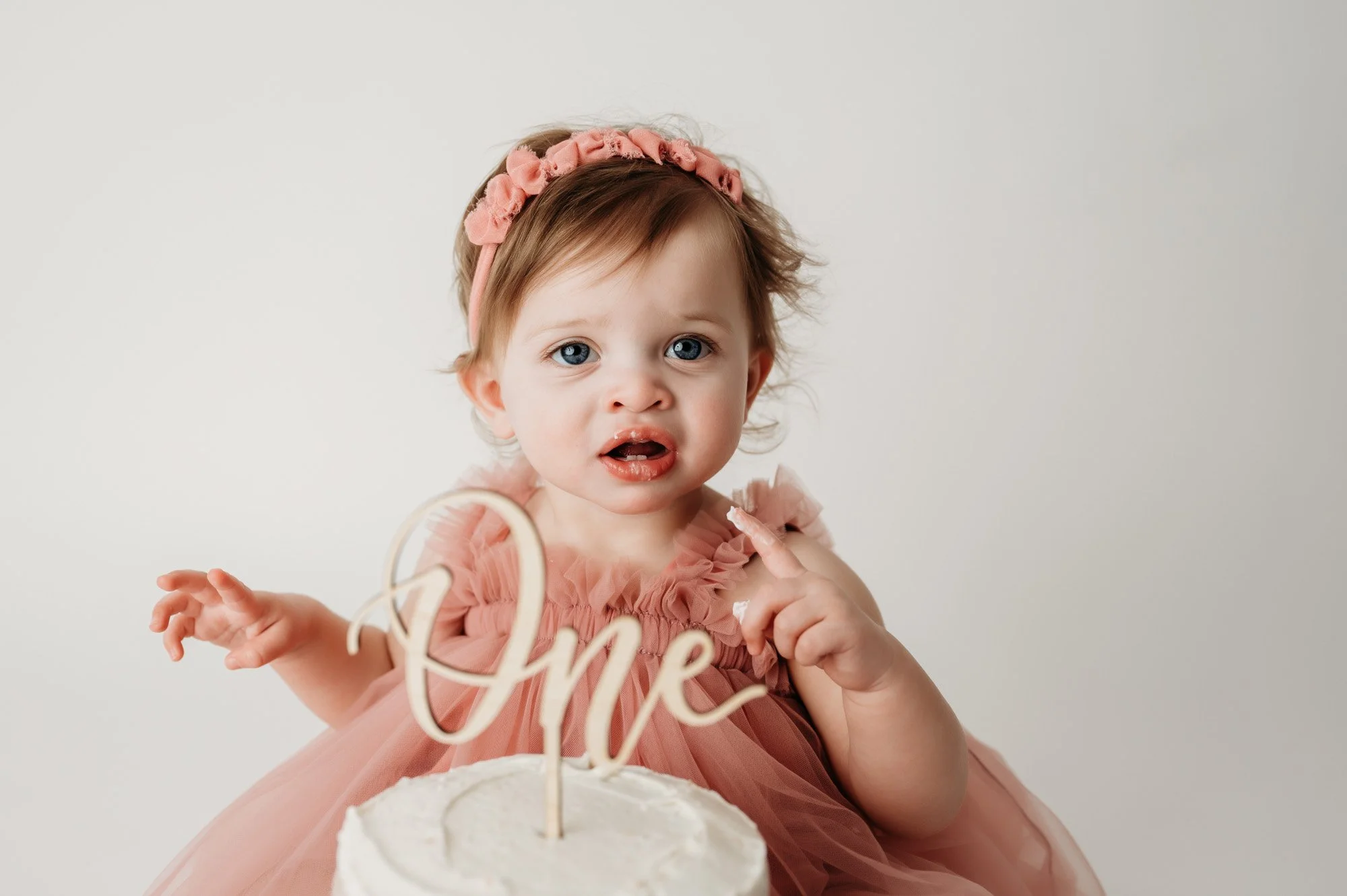 one-year-cake-smash-girl-indianapolis-fishers-photographer-35-2.jpg