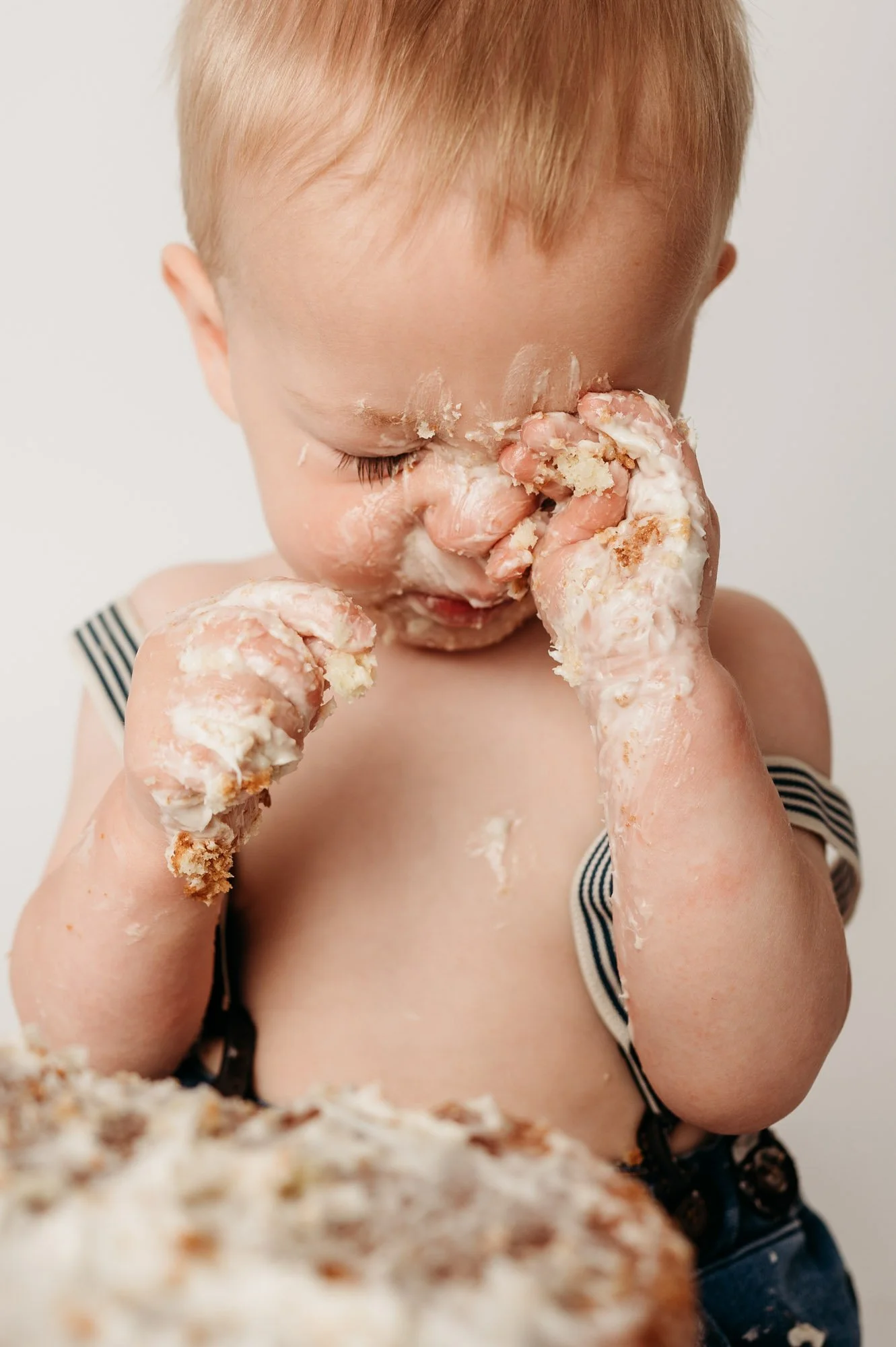 one year-cakesmash-boy-milestone-indianapolis-fishers-photographer-3.jpg