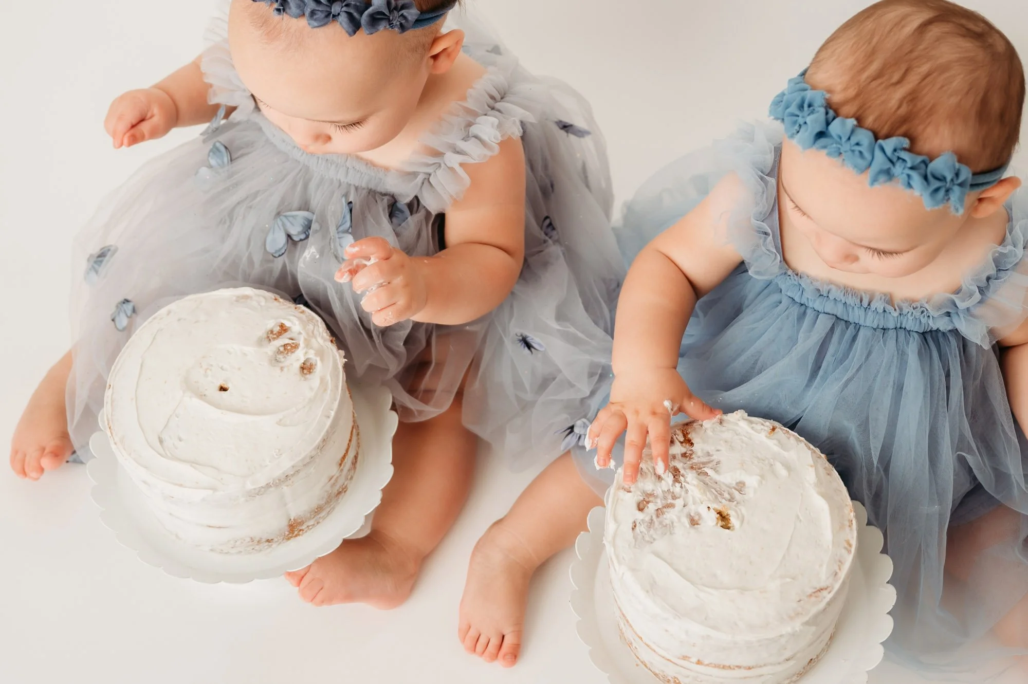 cake smash-twins-indianapolis-fishers-photographer-2.jpg