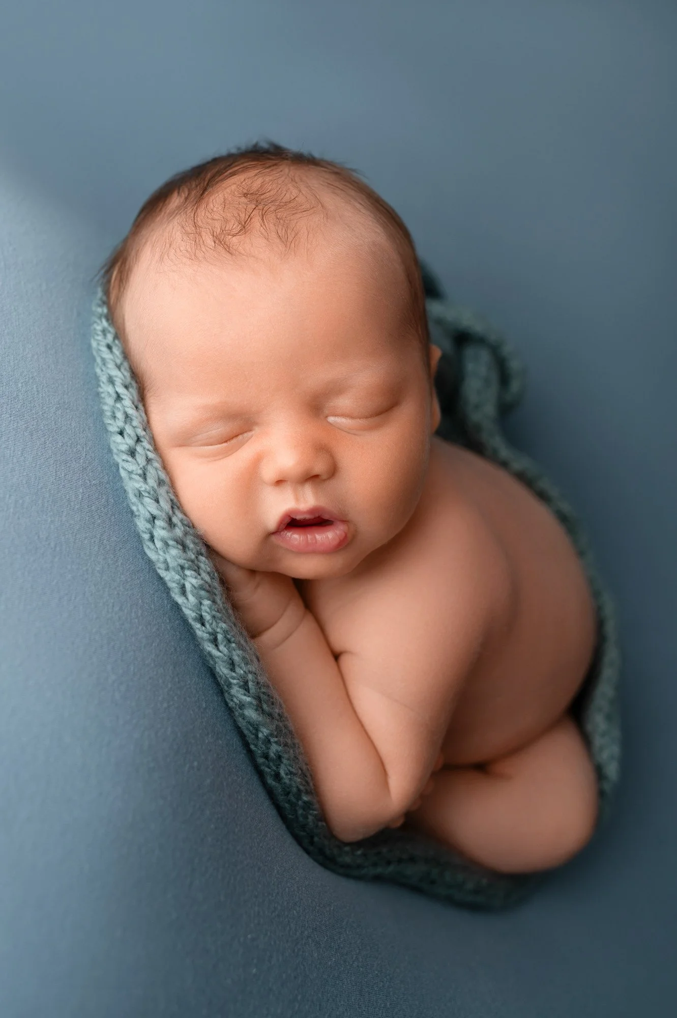 newborn-4-weeks-old-boy--girl-indianapolis-fishers-photographer-10.jpg