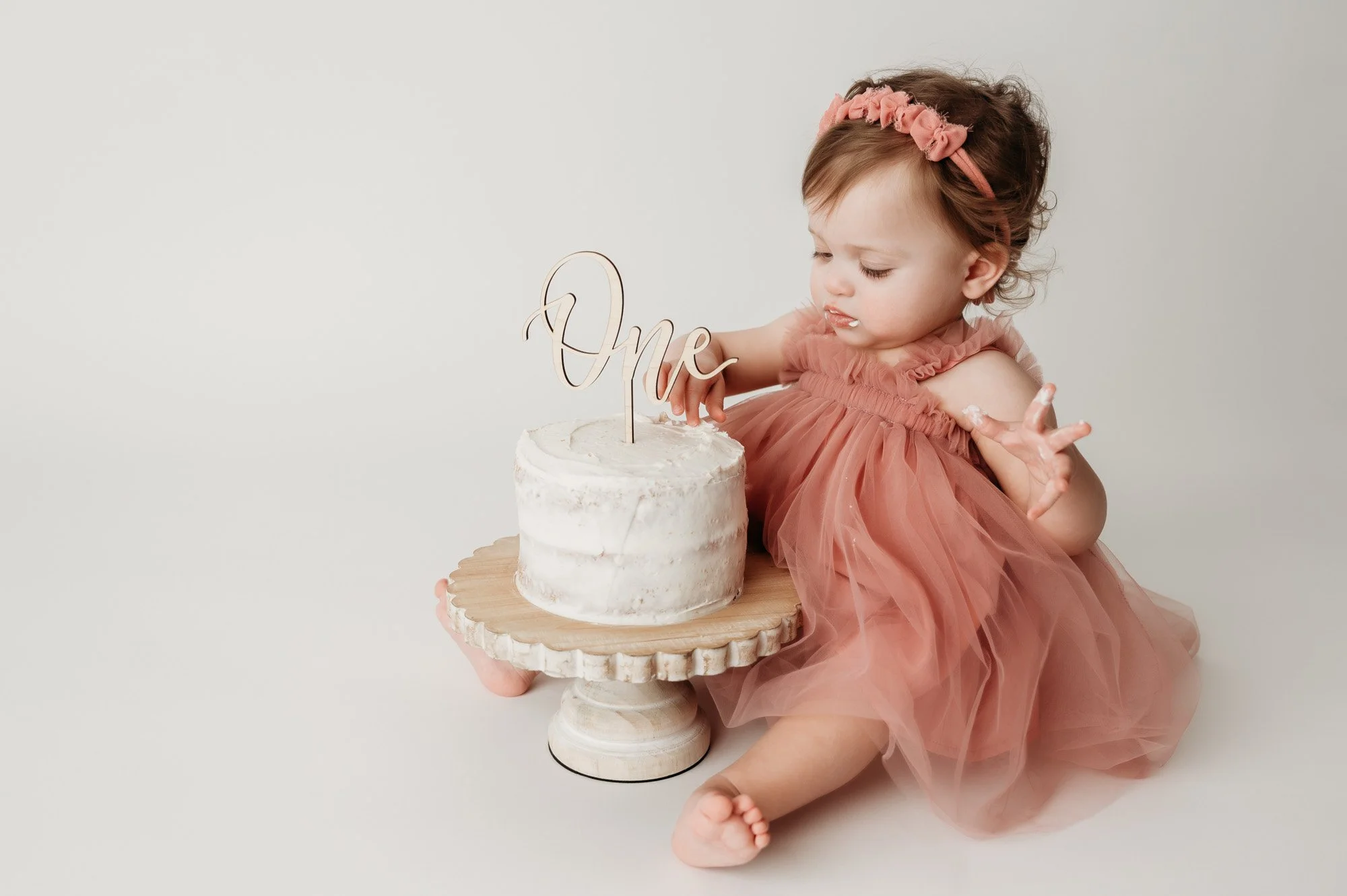 one-year-cake-smash-girl-indianapolis-fishers-photographer-43-2.jpg