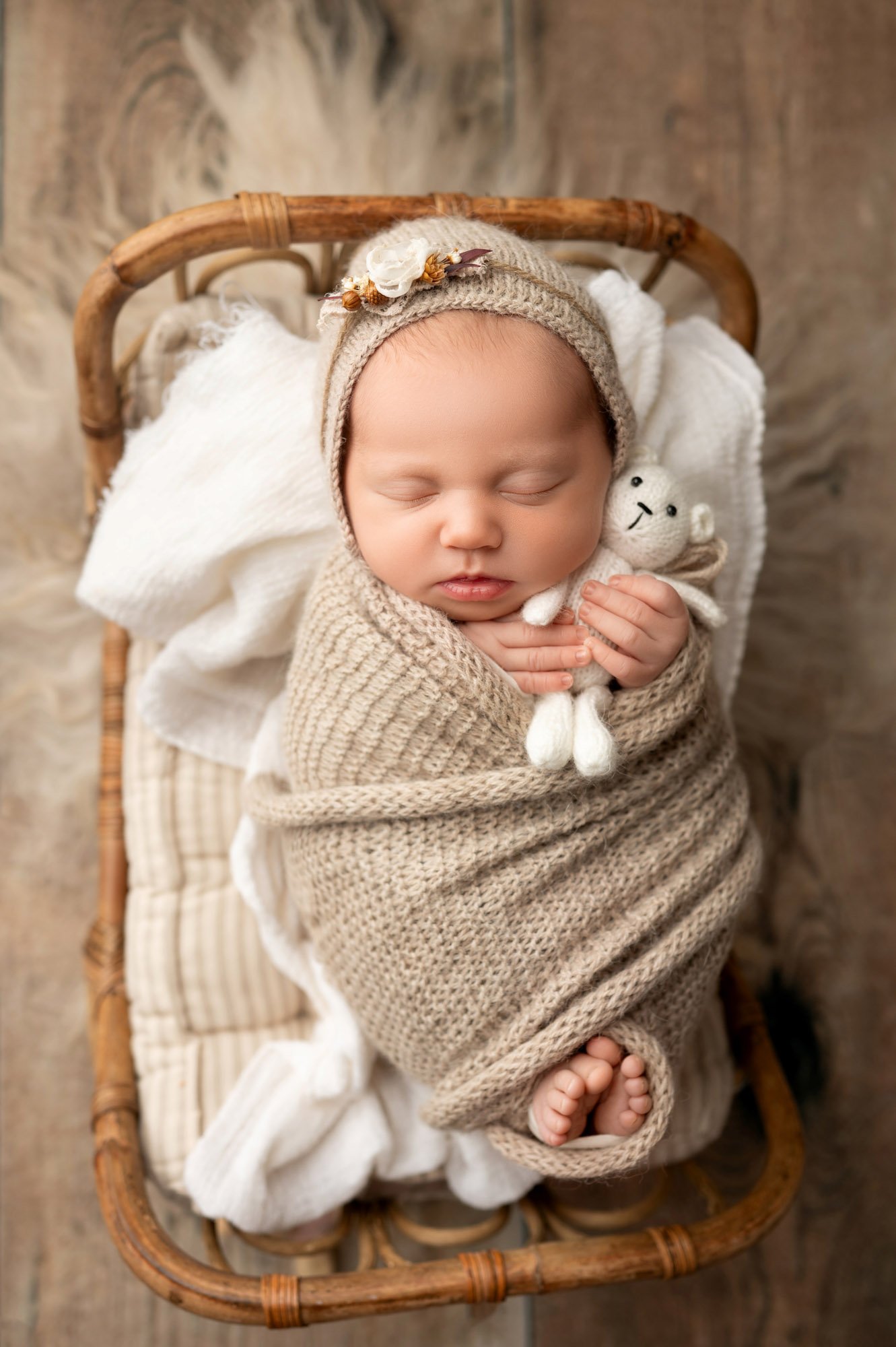 newborn-3-weeks-old-girl-indianapolis-fishers-photographer-3.jpg