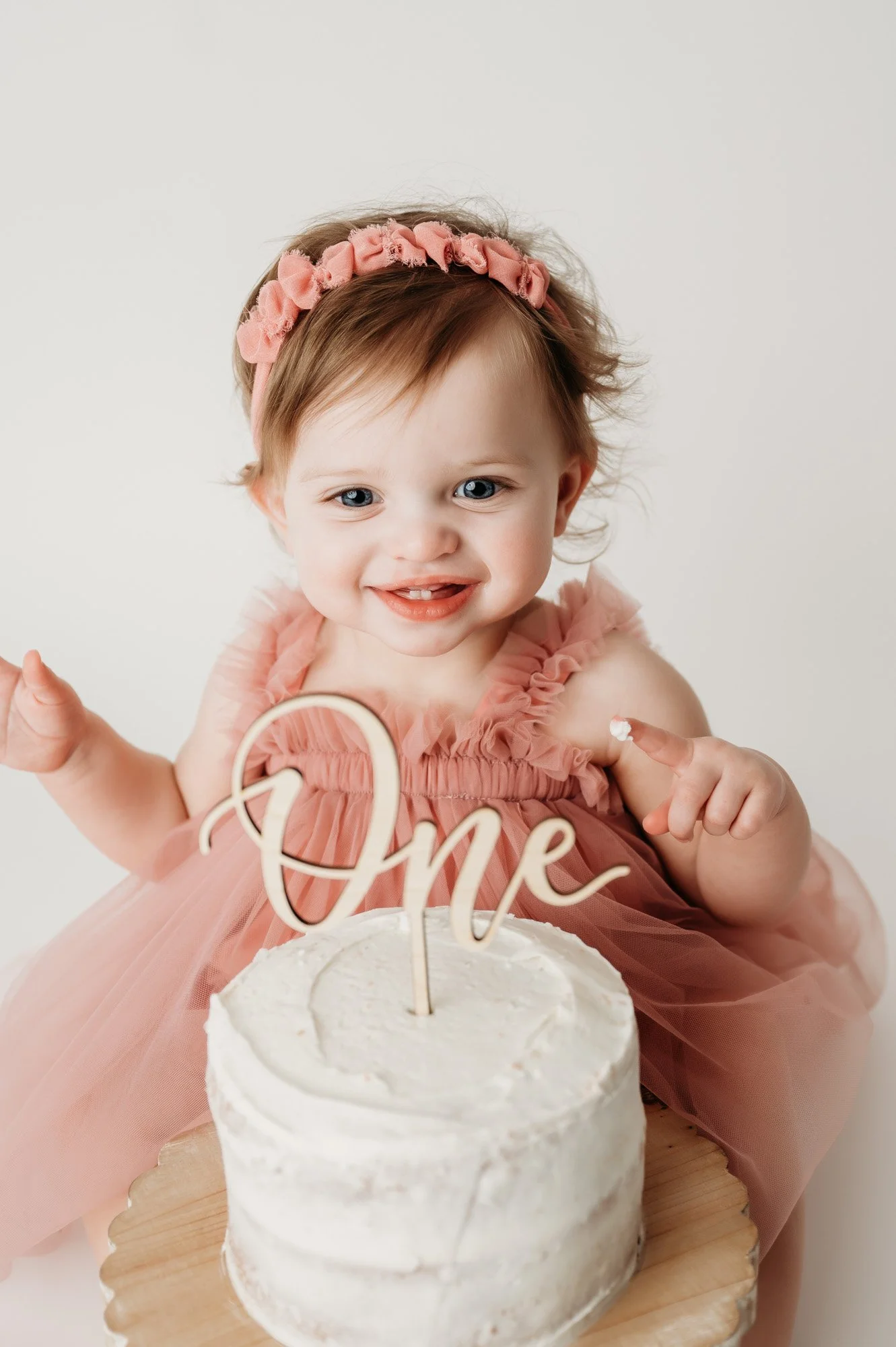 one-year-cake-smash-girl-indianapolis-fishers-photographer-28-2.jpg
