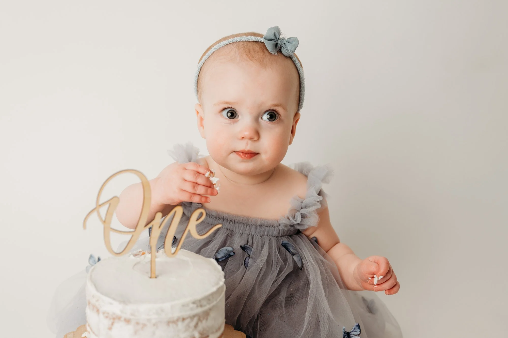 one-year-boy-first-year-cake-smash-indianapolis-fishers-photographer-32-2.jpg