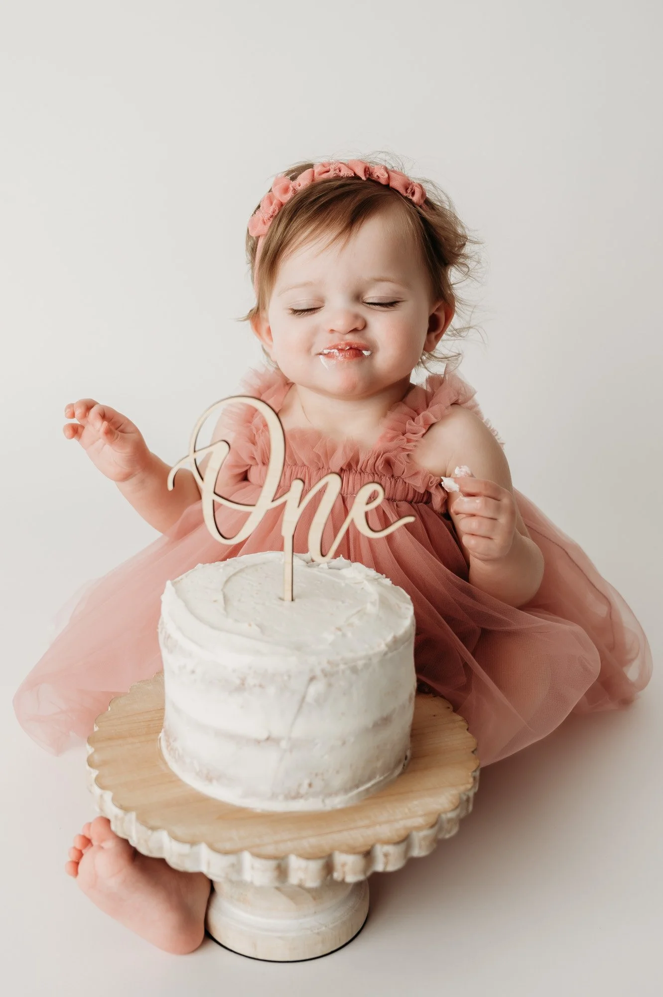 one-year-cake-smash-girl-indianapolis-fishers-photographer-41-2.jpg