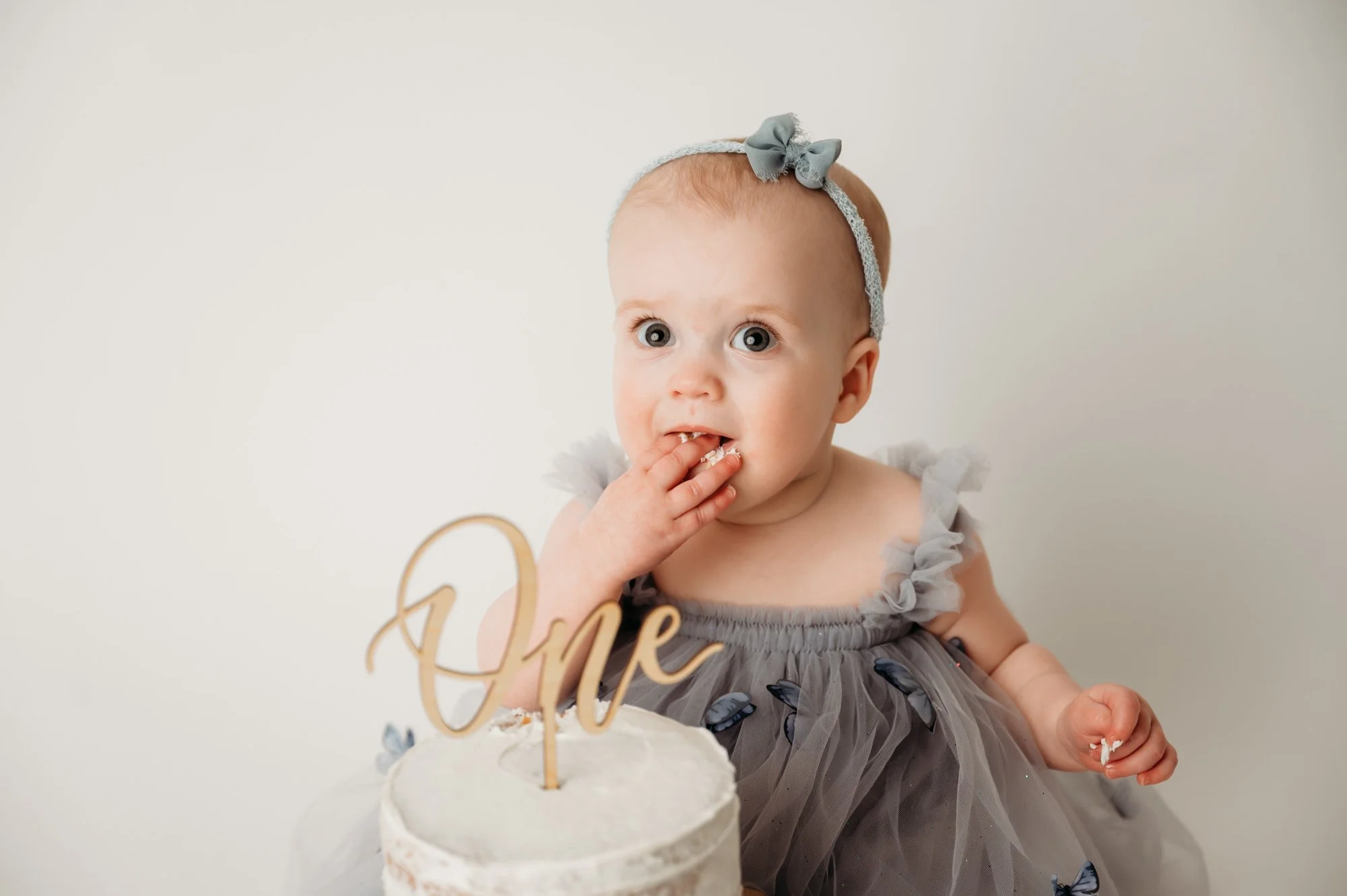 one-year-boy-first-year-cake-smash-indianapolis-fishers-photographer-33-2.jpg