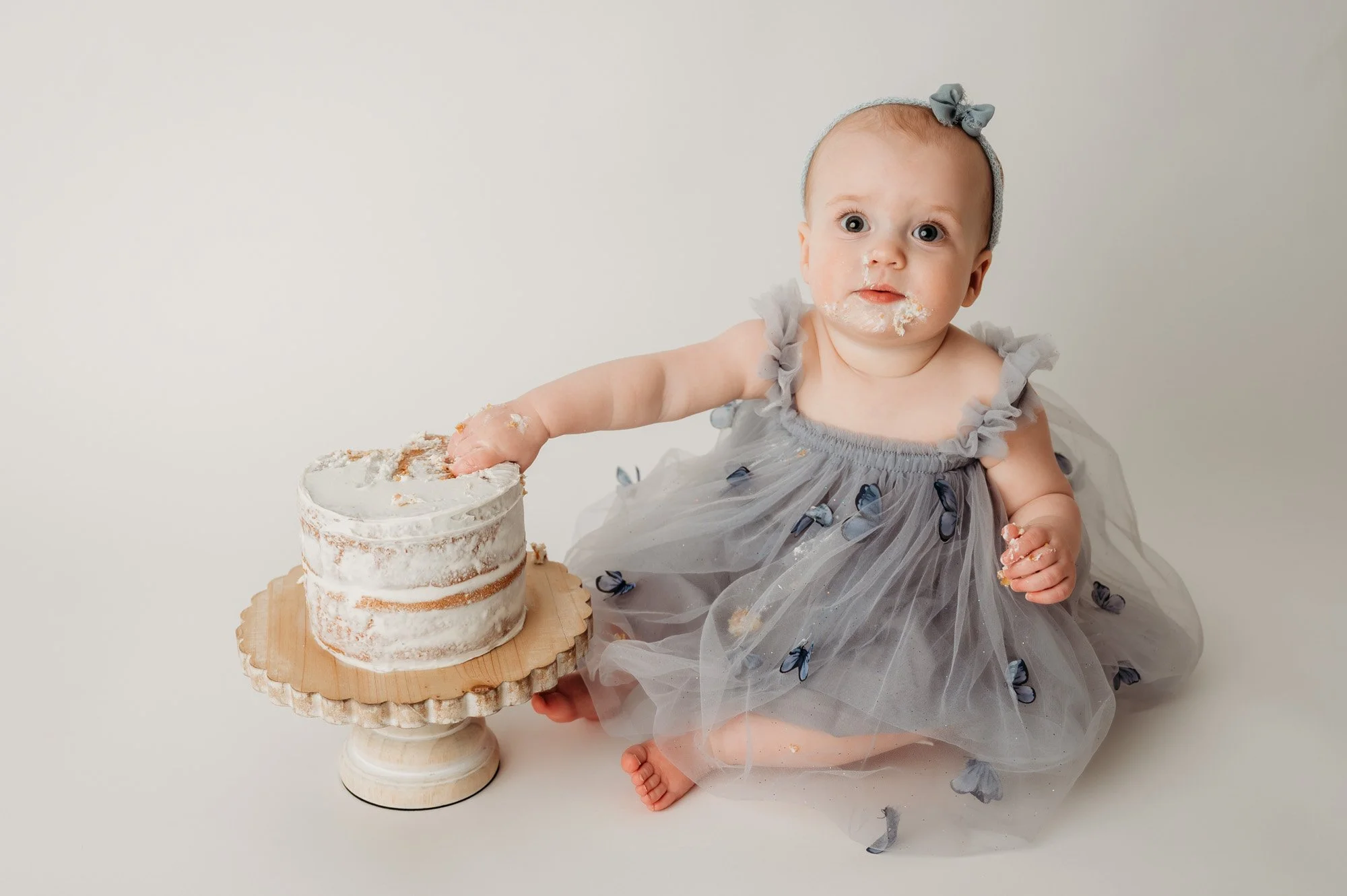 one-year-boy-first-year-cake-smash-indianapolis-fishers-photographer-40-2.jpg