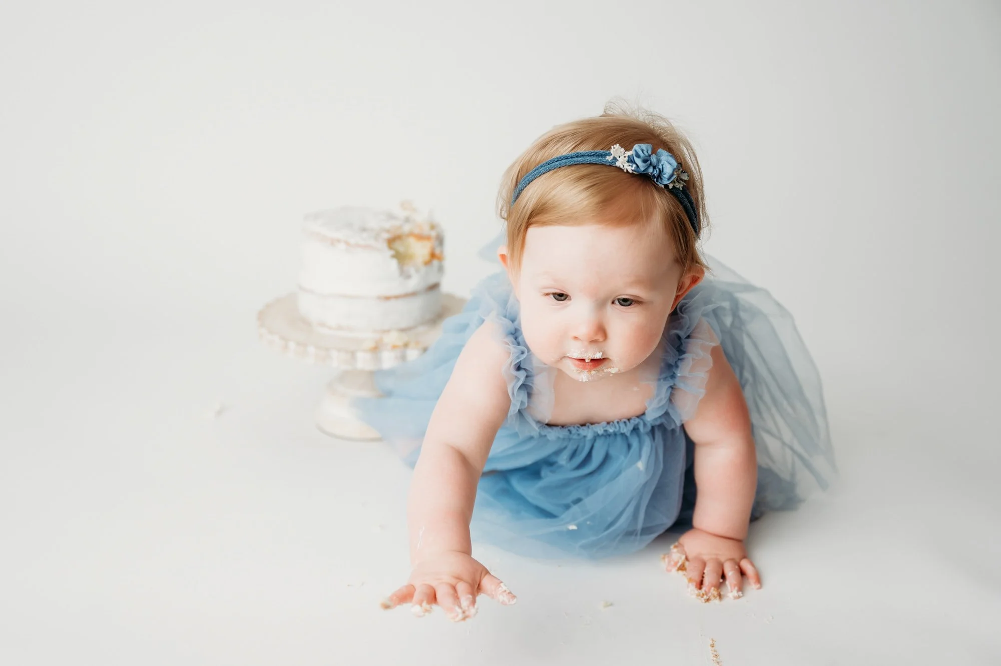 one-year-cake-smash-girl-first-birthday-indianapolis-fishers-photographer-29-2.jpg