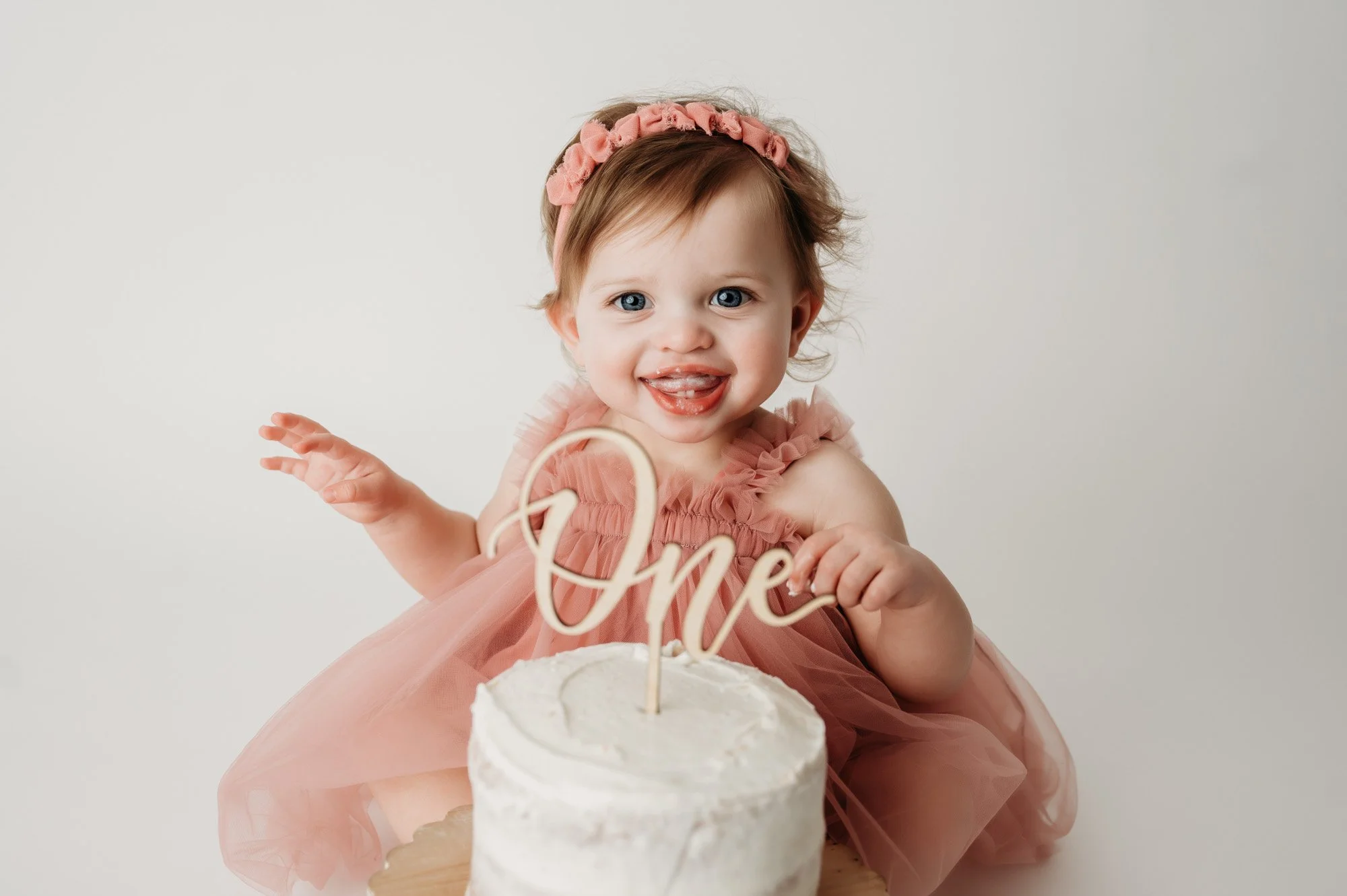 one-year-cake-smash-girl-indianapolis-fishers-photographer-37-2.jpg