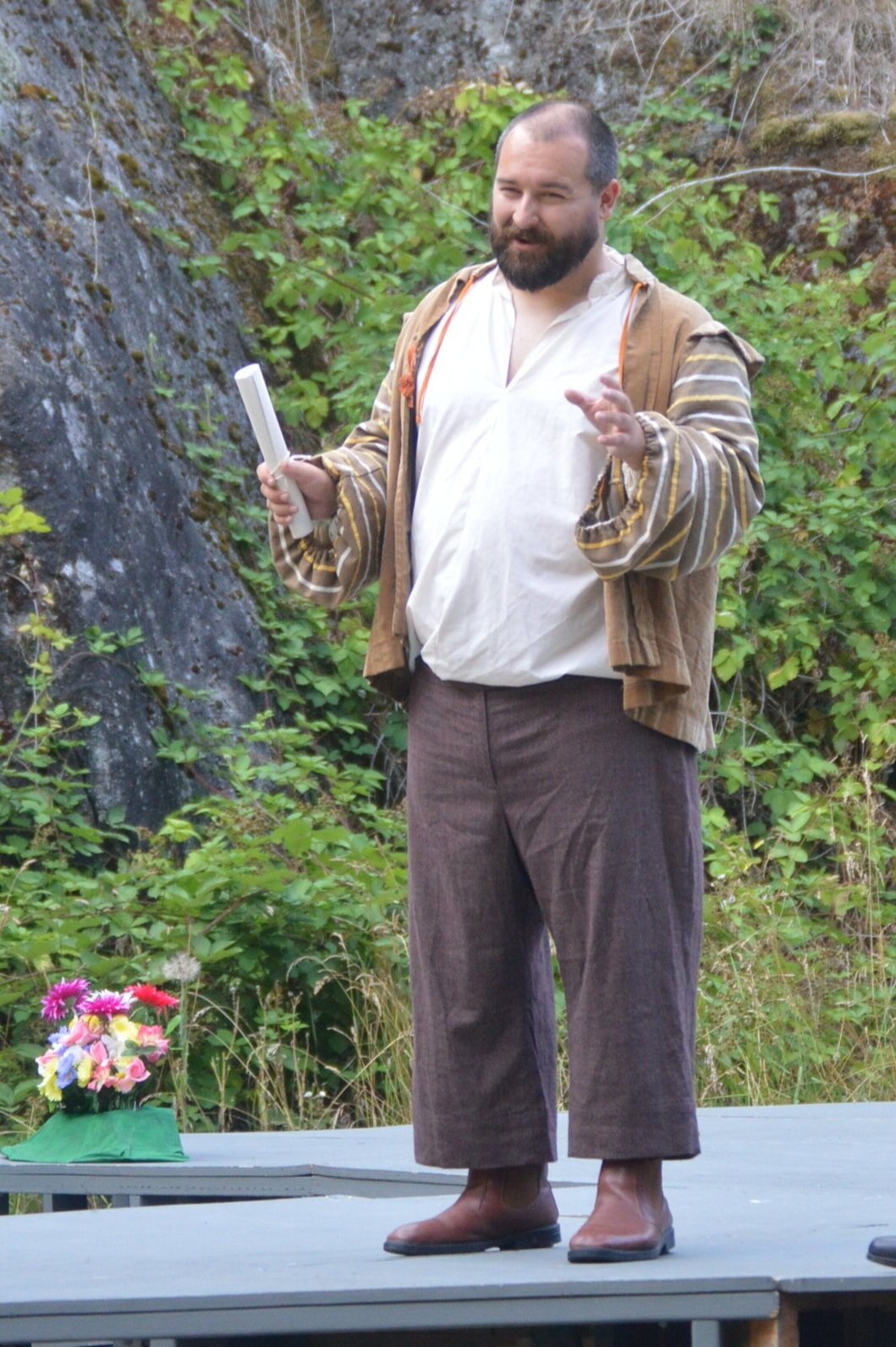 Duncan Ring as Peter Quince