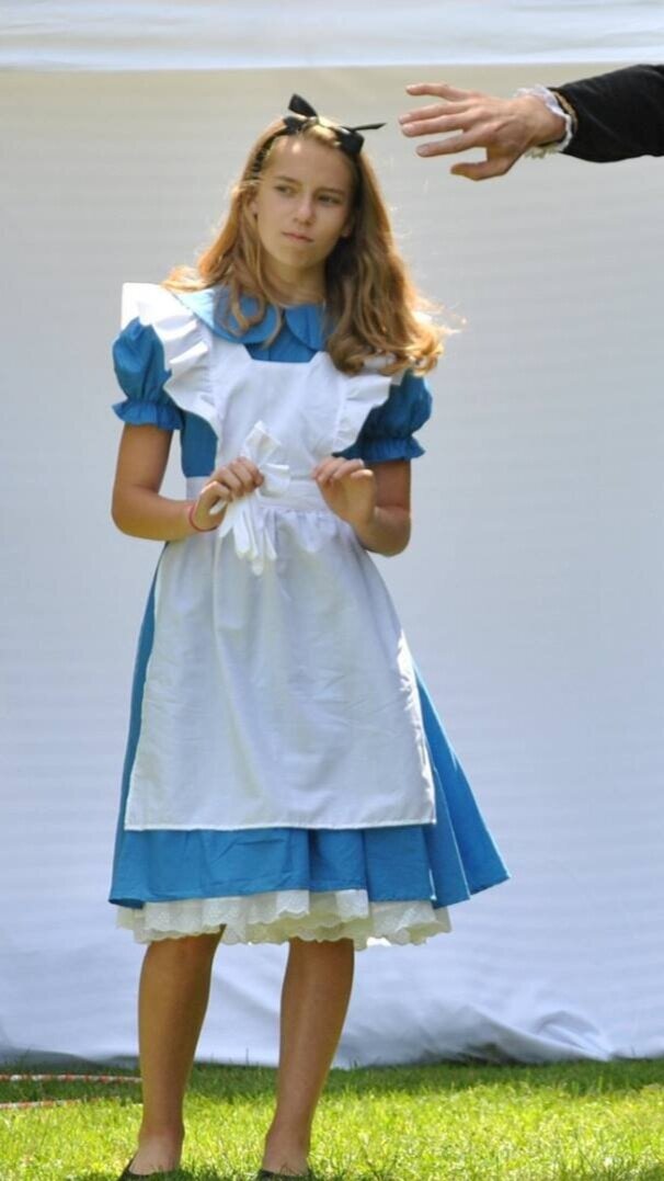 Claire Andrews as Alice