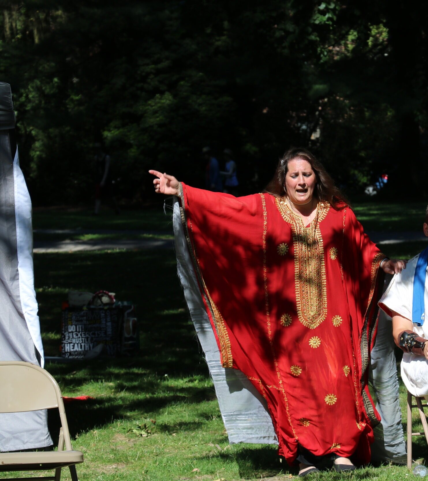 Carolyn Travis as Cleopatra