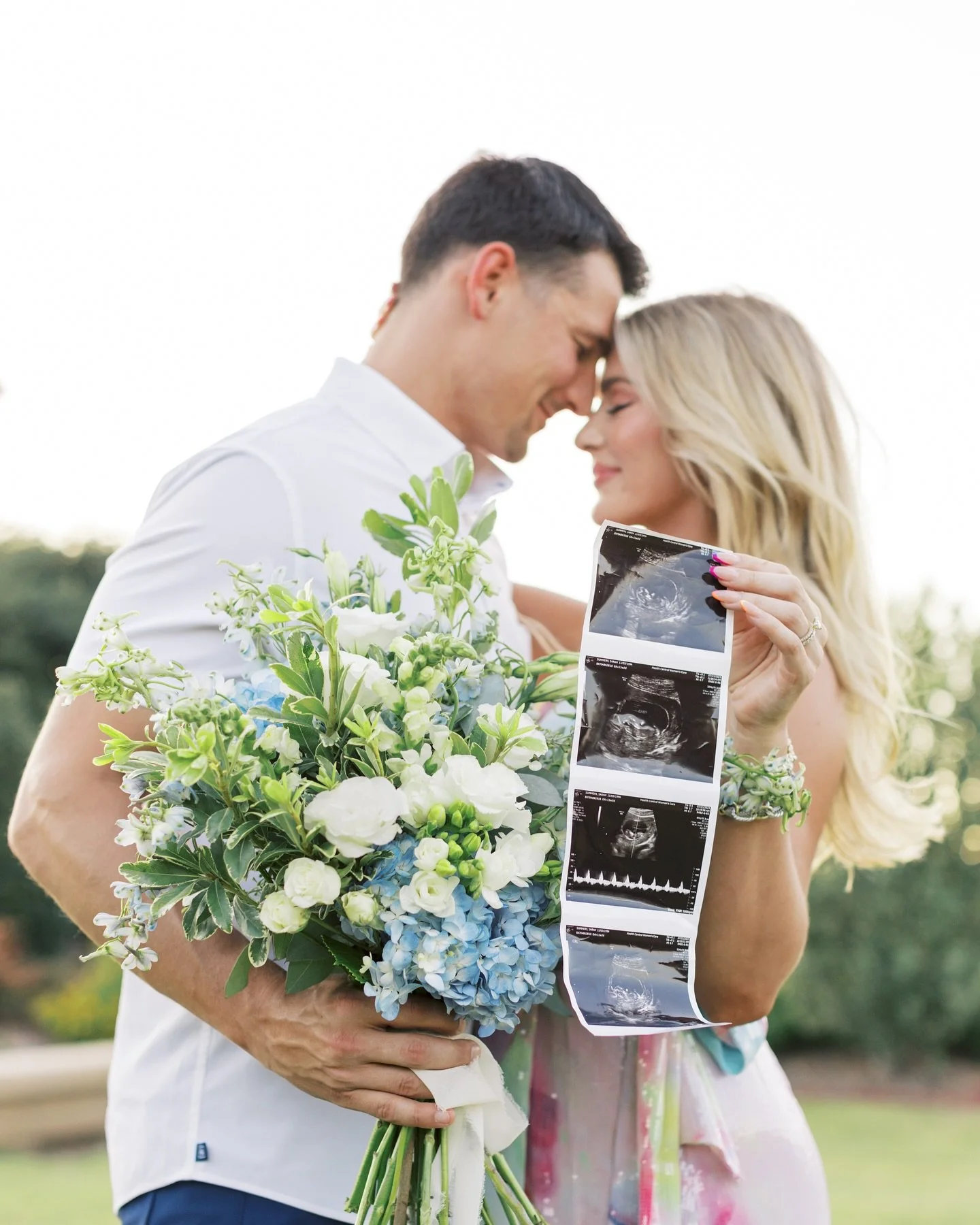 A gorgeous gender reveal session for @sarahrosesummers can&rsquo;t believe it has been almost 2 years 🤍💙