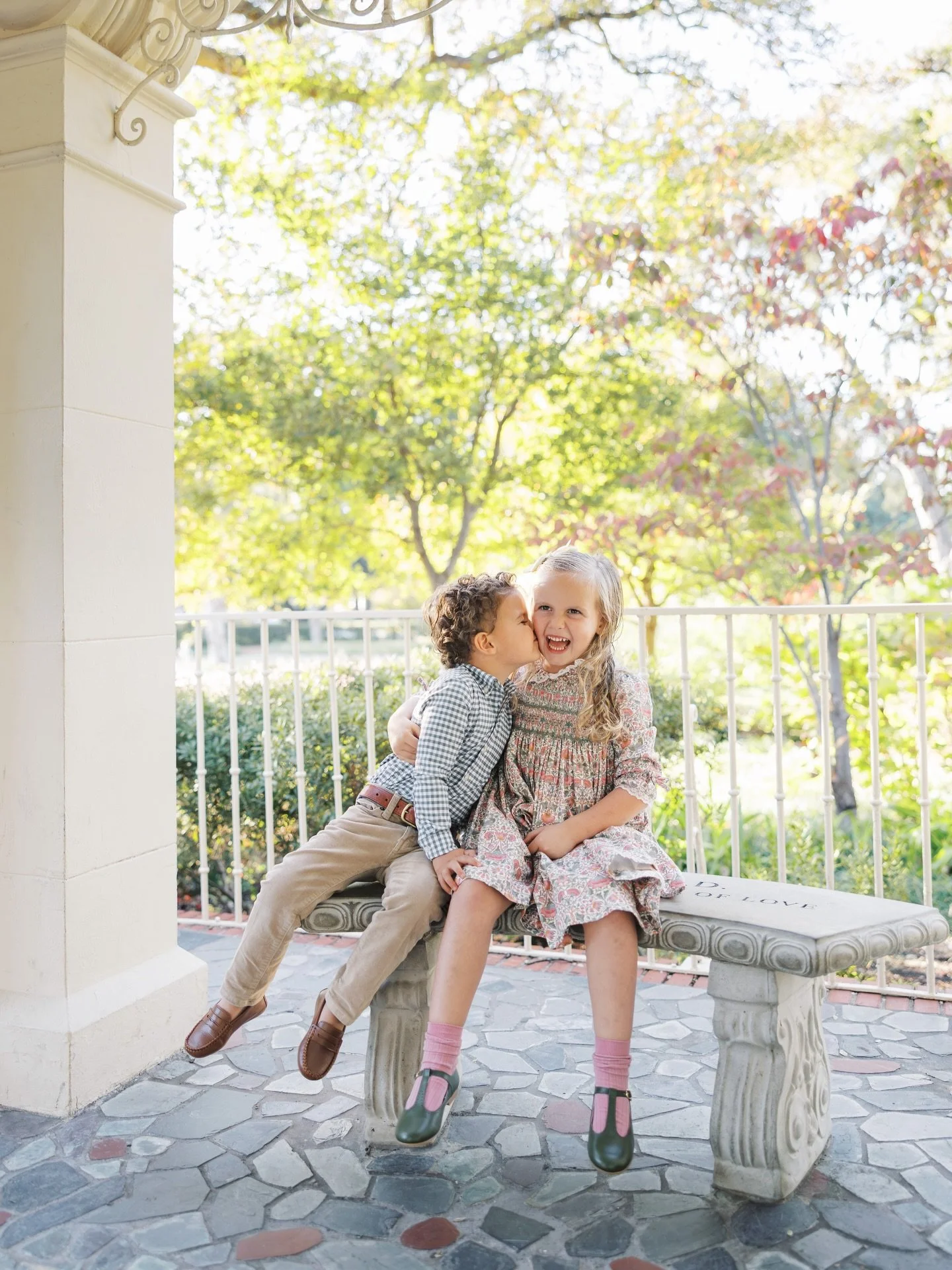 I love being busy with Fall Family Sessions 🍁