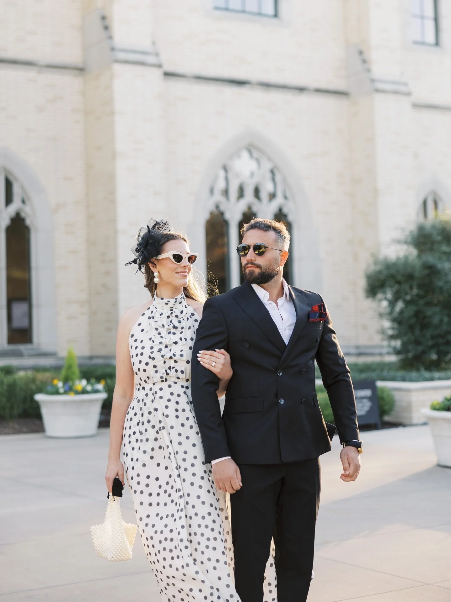 Love working with these two 🤍 Margaux and I always try to find European style architecture in DFW and we pretty much find the best locations for their session every time!