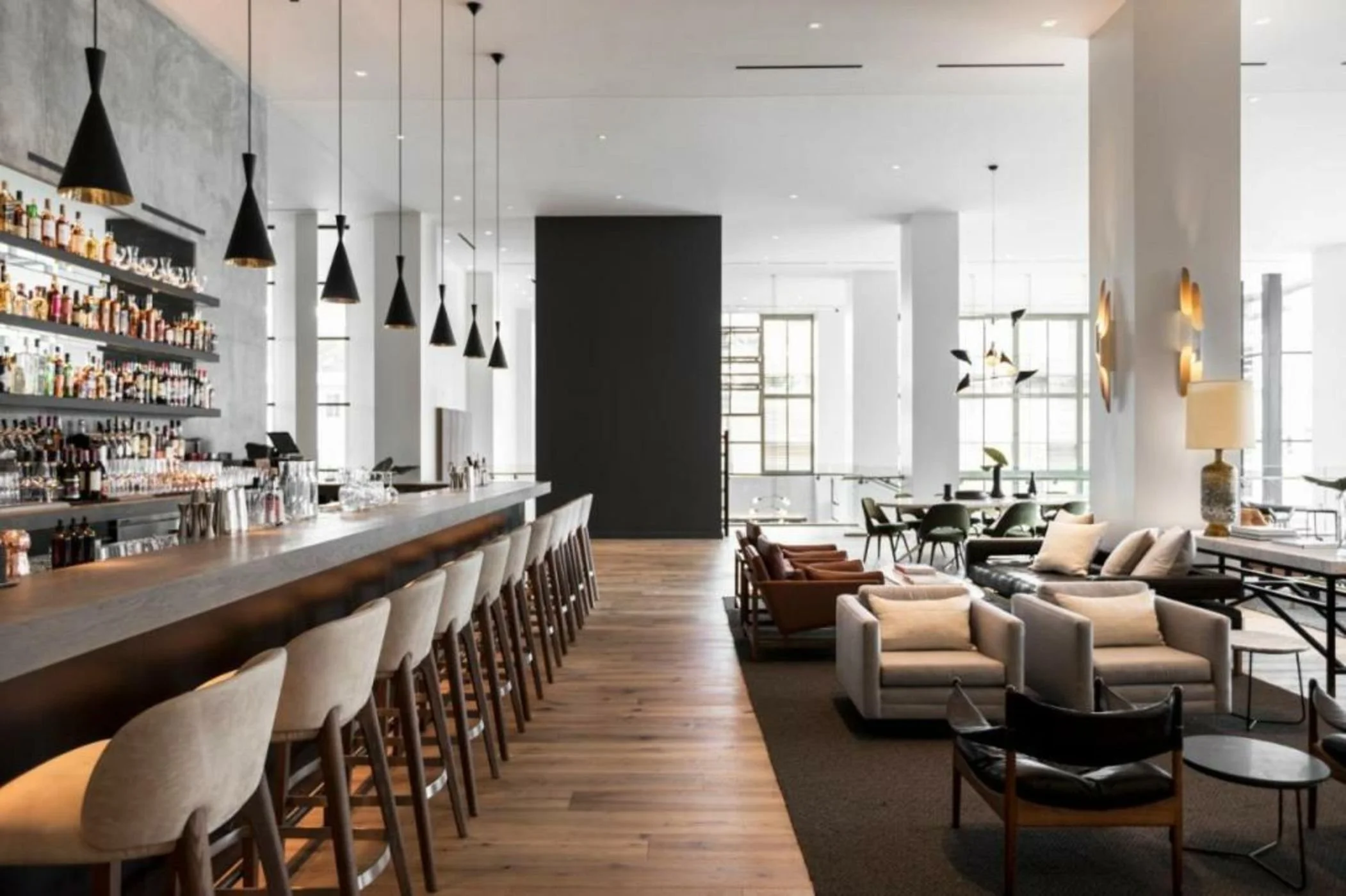 kimpton-everly-hotel-hollywood-by-ihg-us-008-00371-2220x1400.jpg