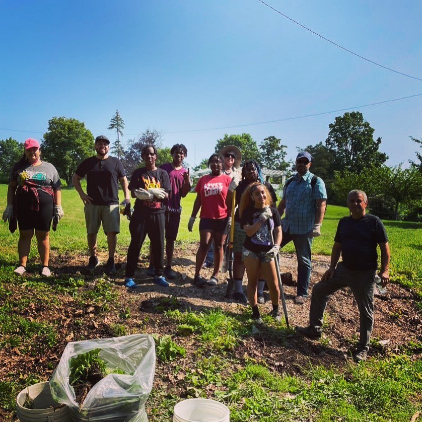 Thank you @ou_boces for including us in your Summer Youth Employment Program! The park is looking tidy thanks to your hard work. #downingparknewburgh #olmsted #summeryouthemploymentprogram #boces #hudsonvalley #newburghny