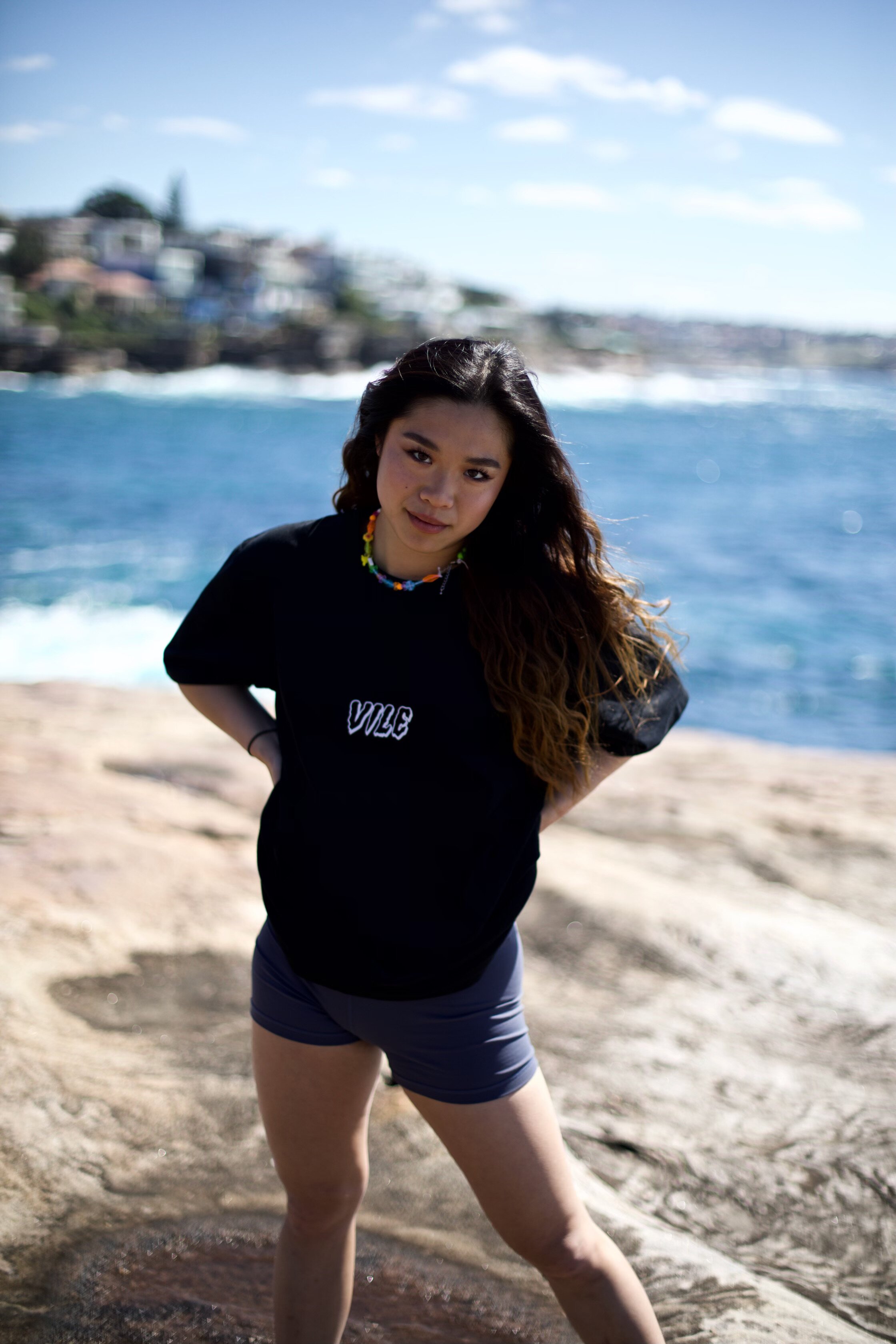 v black : front .jpeg