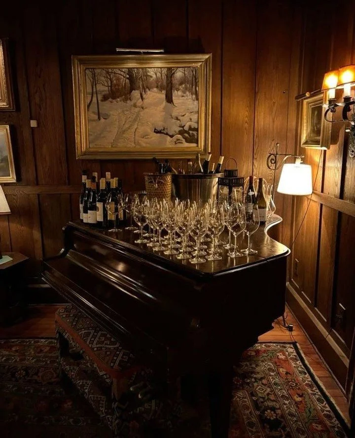 It's our official Christmas Party!⁠
⁠
The house is dazzling, the Armand de Brignac is flowing, the jazz is louder than Marguerite would prefer, and someone&rsquo;s already started another Visionary vs Muse debate by the bar. ⁠
⁠
Chef Samuel&rsquo;s p