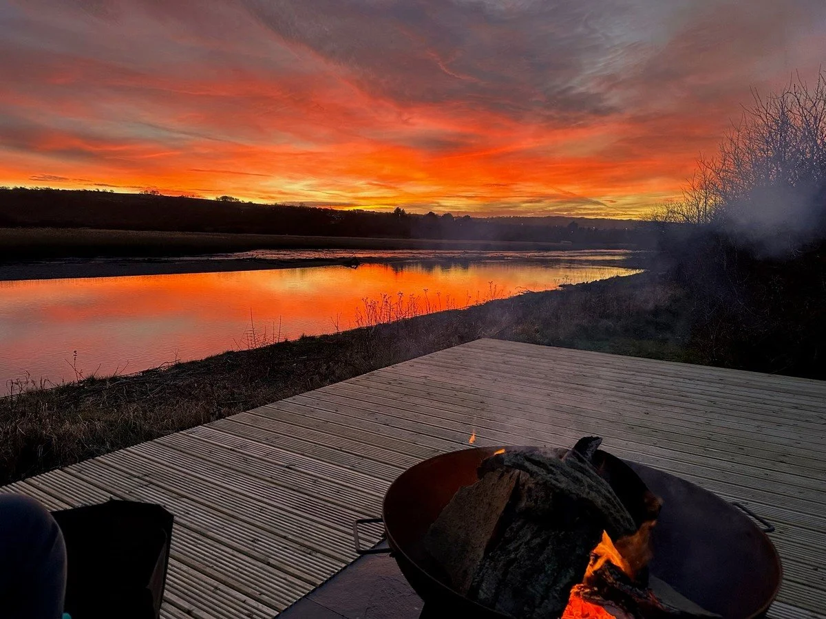Seren Loft - Fronteifi Cardigan Sunset over the river Teifi with firepit