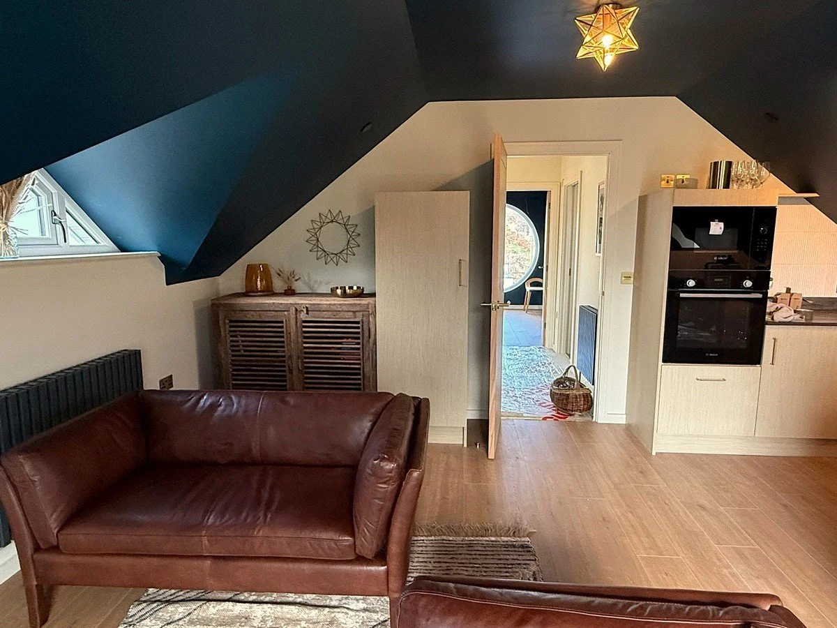 Seren Loft - Fronteifi Cardigan - Pembrokeshire Holiday Co 18.jpg