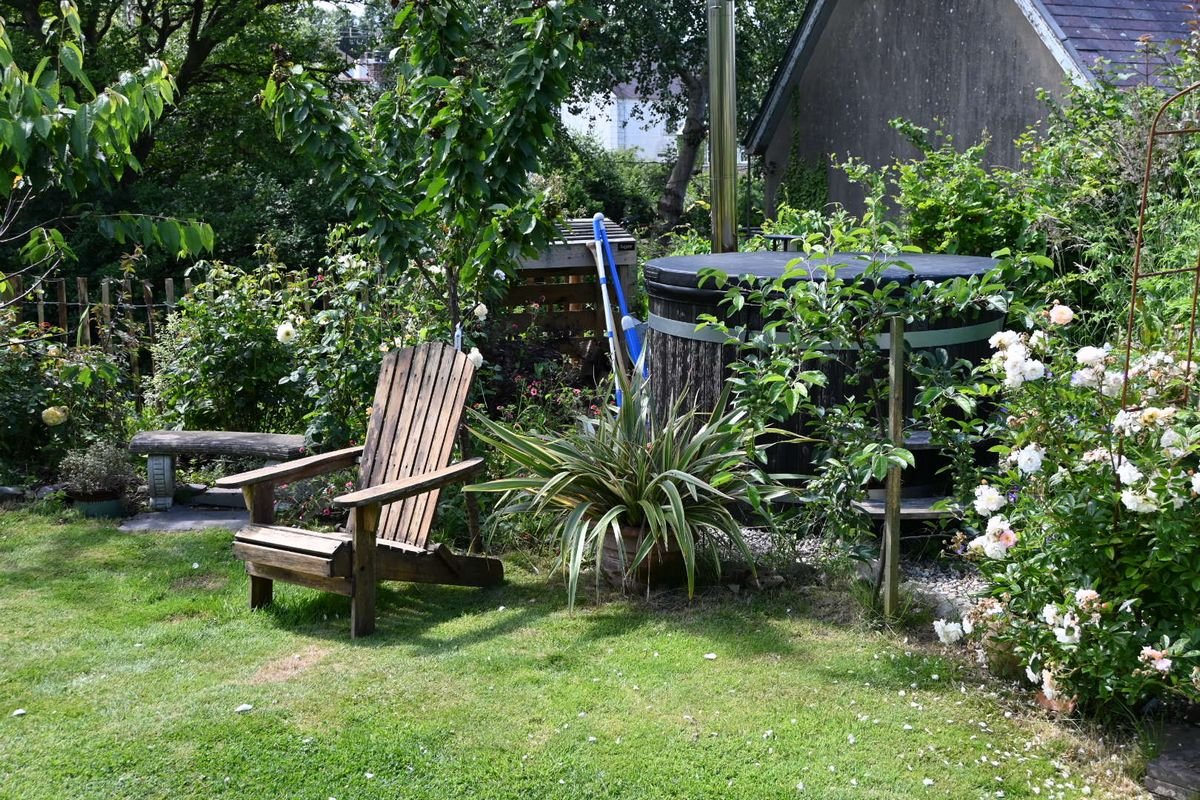 Bro Deg Cottage Moylegrove - Pembrokeshire Holiday Co 14.jpg