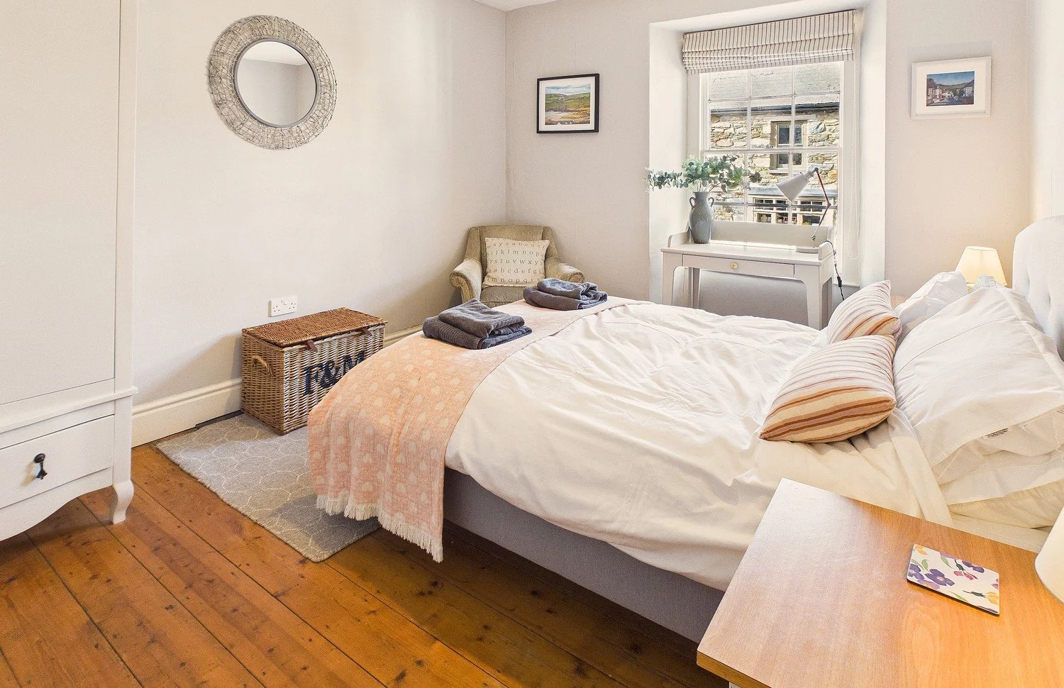1 Banc Terrace Newport - Pembrokeshire Holiday Co 17.jpg