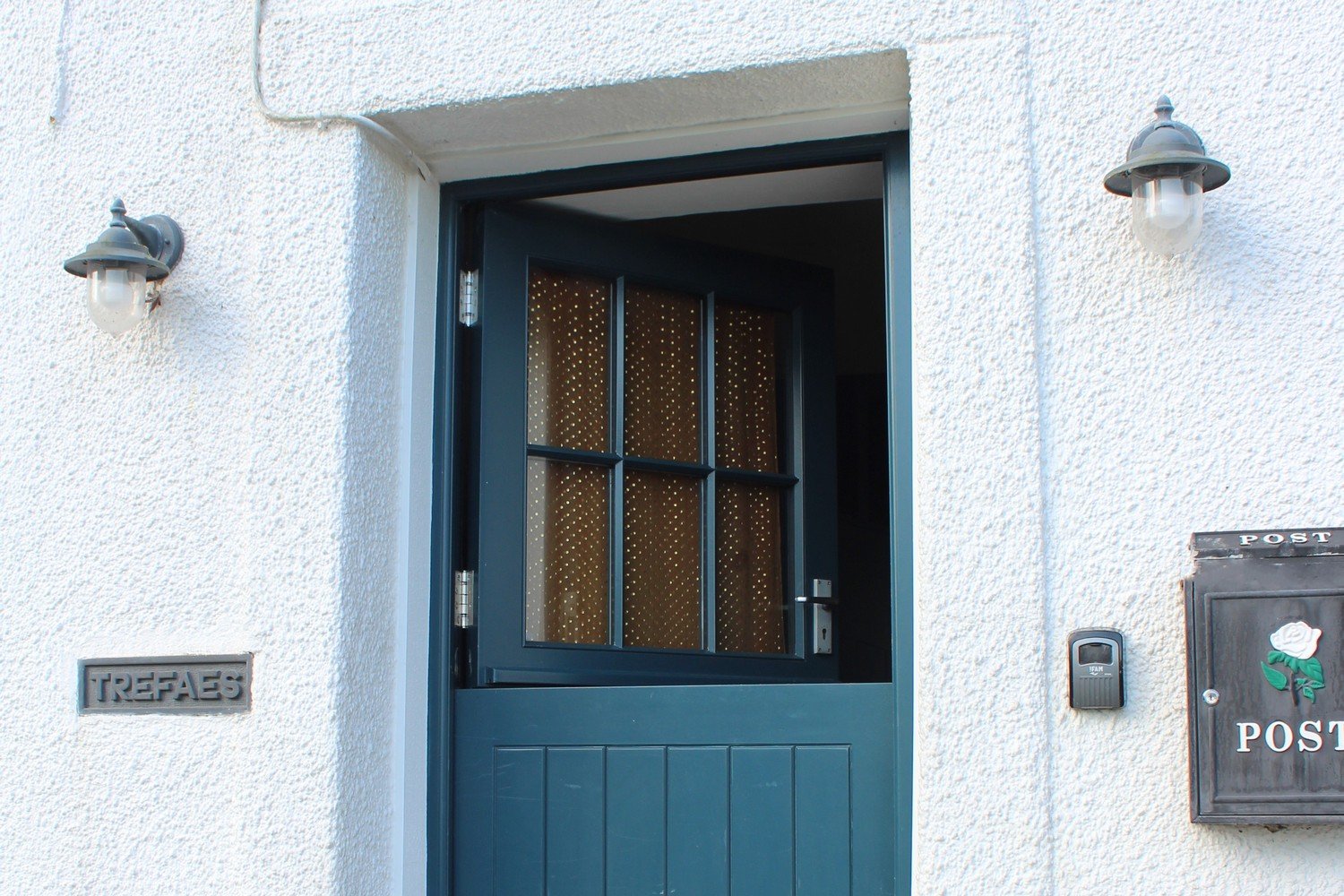 Trefaes Cottage St Dogmaels - Pembrokeshire Holiday Co 30.jpg