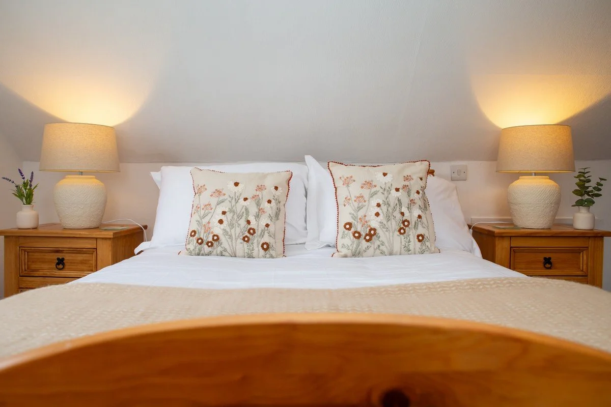 Pared Bach Gwbert Road Cardigan - Pembrokeshire Holiday Co 13.jpg