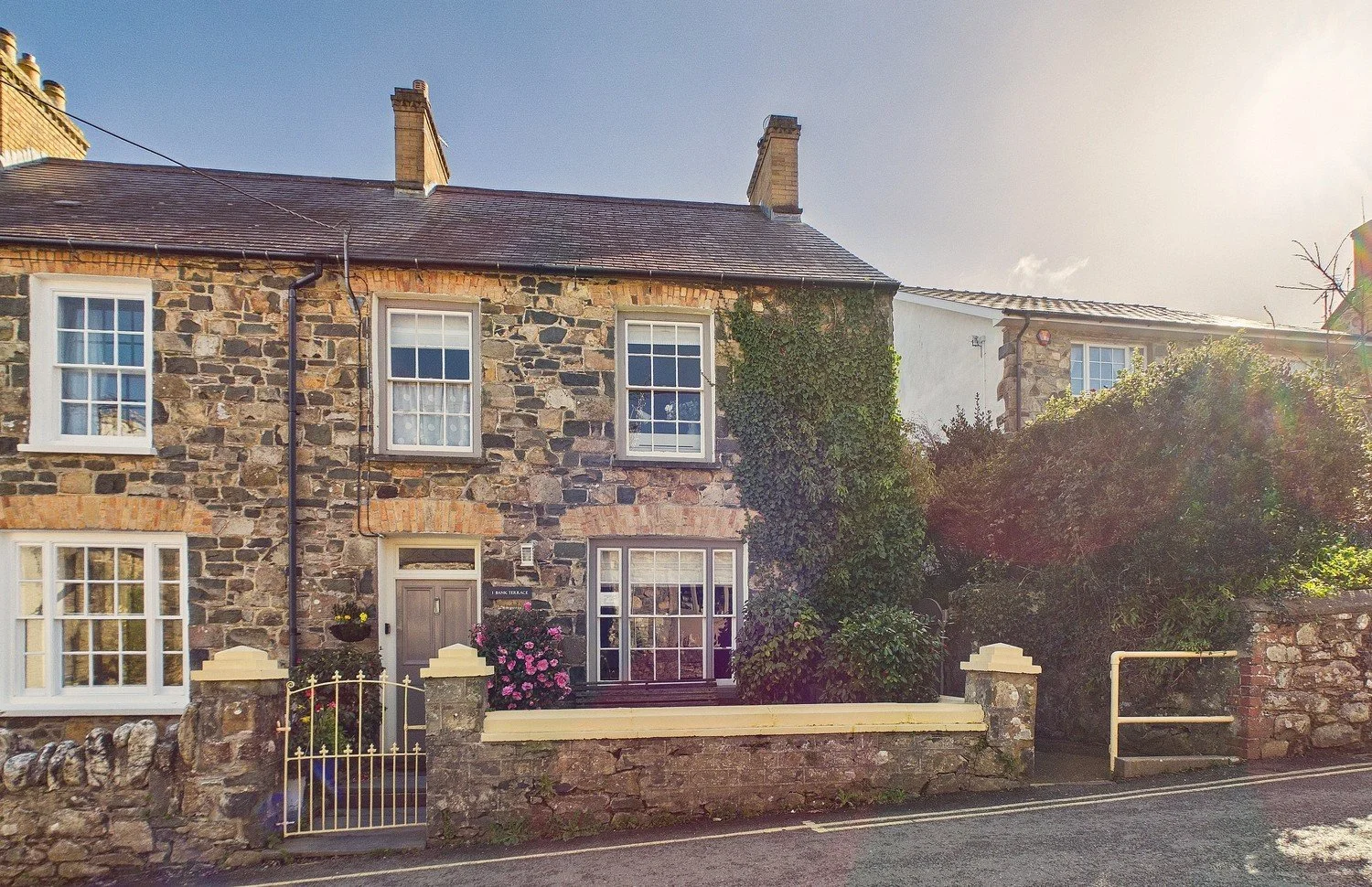 1 Banc Terrace Newport - Pembrokeshire Holiday Co 2.jpg