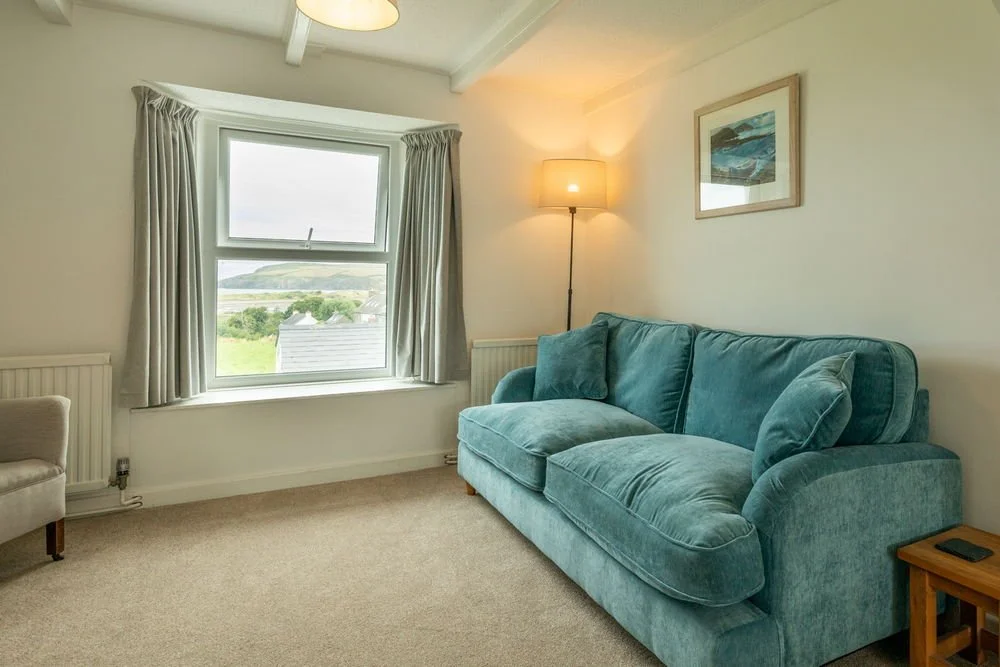 Dandre Holiday Cottage Newport - Pembrokeshire Holiday Co - 13.jpg