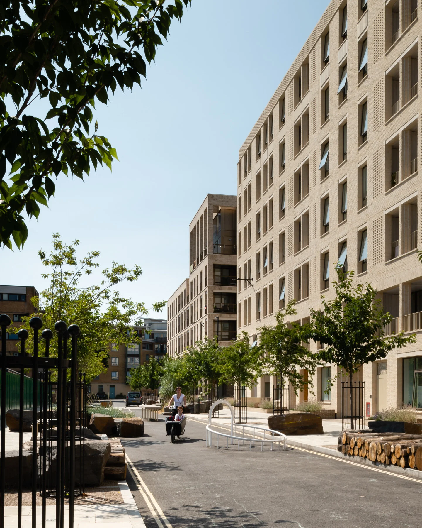 Kings Crescent N4 — HACKNEY SALES